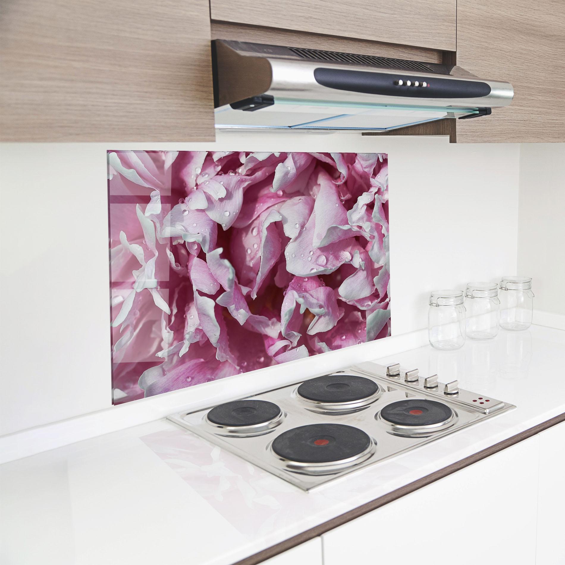 Konyhai üveg hátfal Peony Petals mockup 8