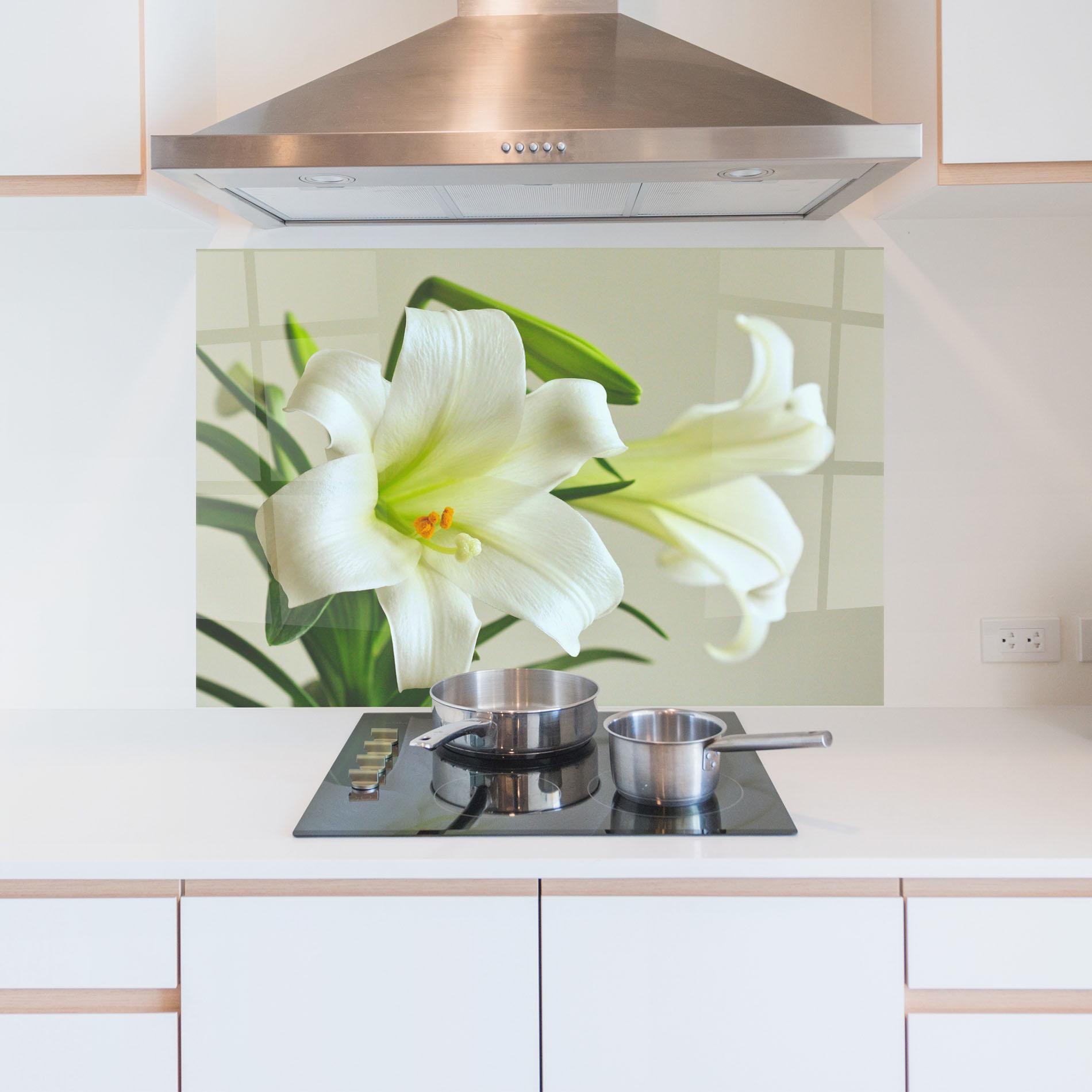 Konyhai üveg hátfal Green Lily mockup 5