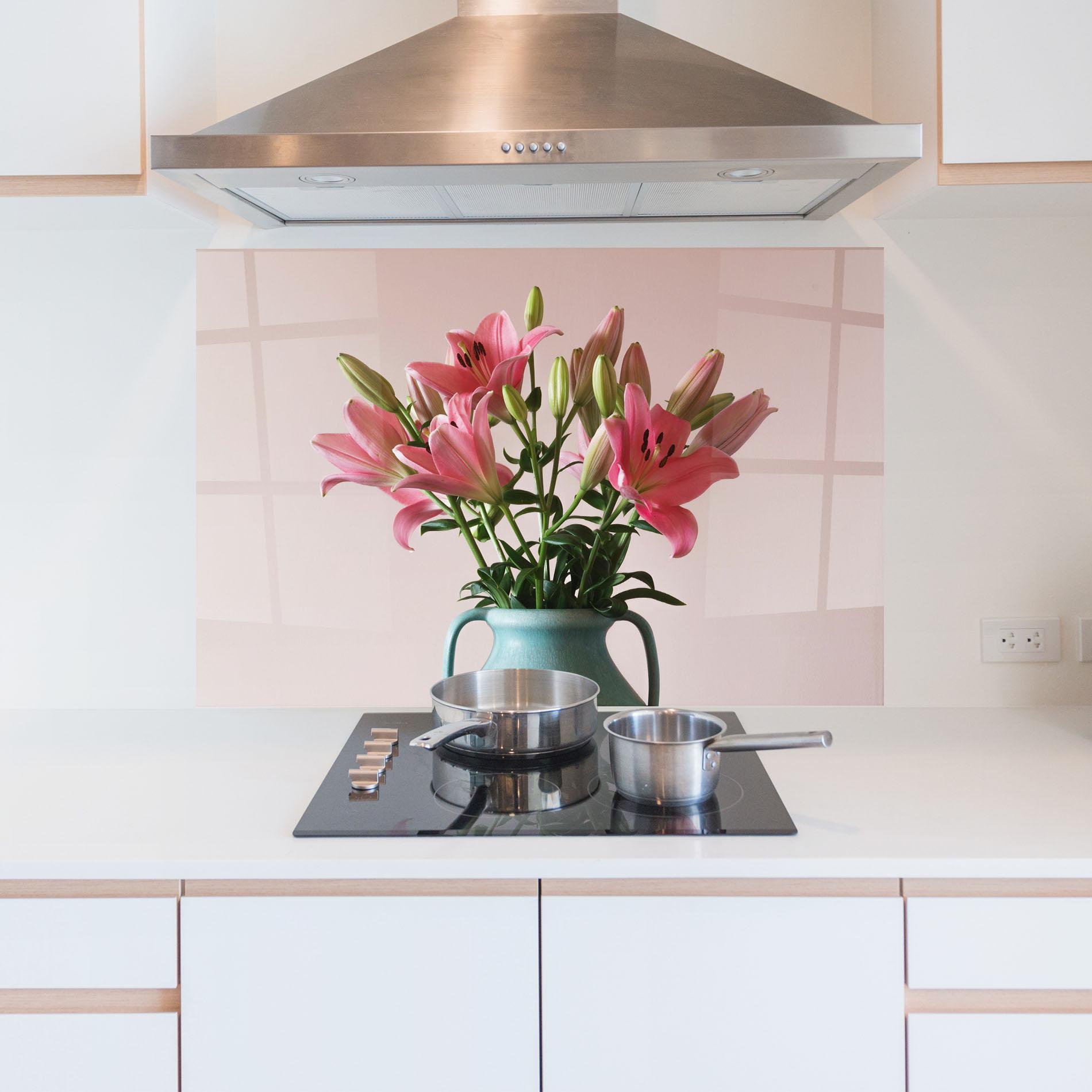 Konyhai üveg hátfal Pink Lily In Vase mockup 5