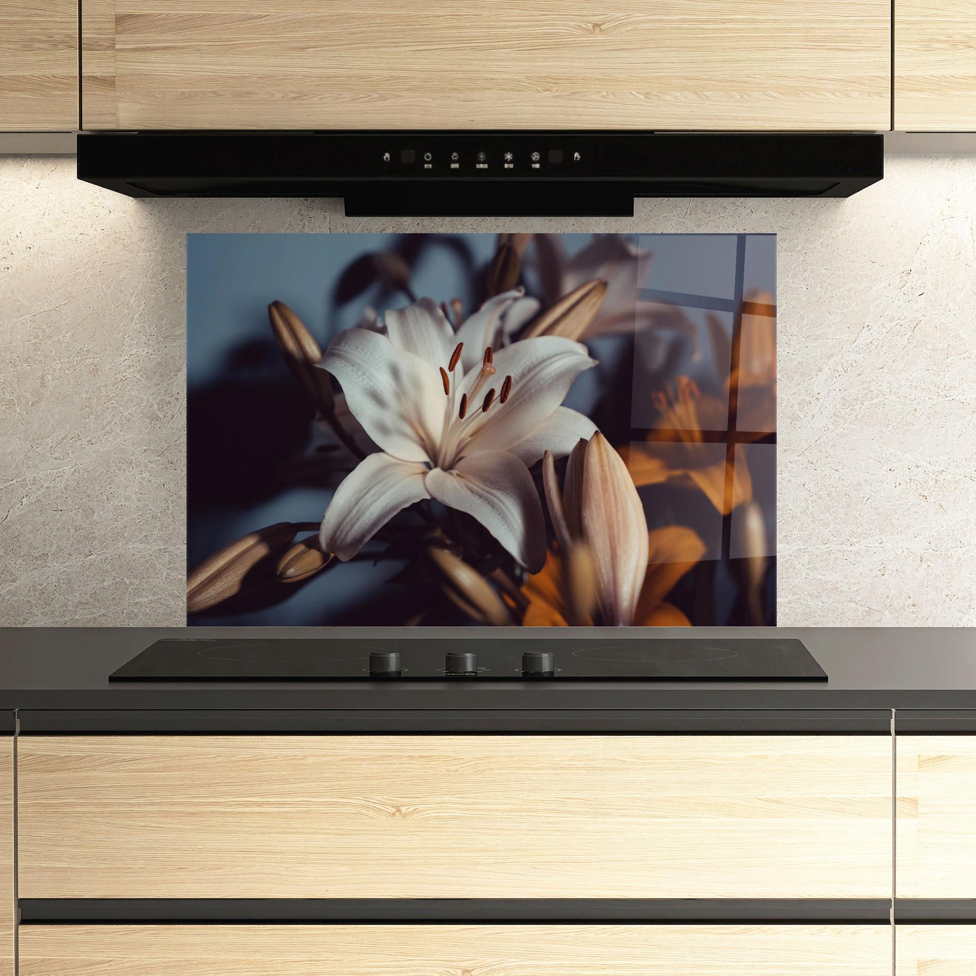 Konyhai üveg hátfal Cream Lily mockup 3