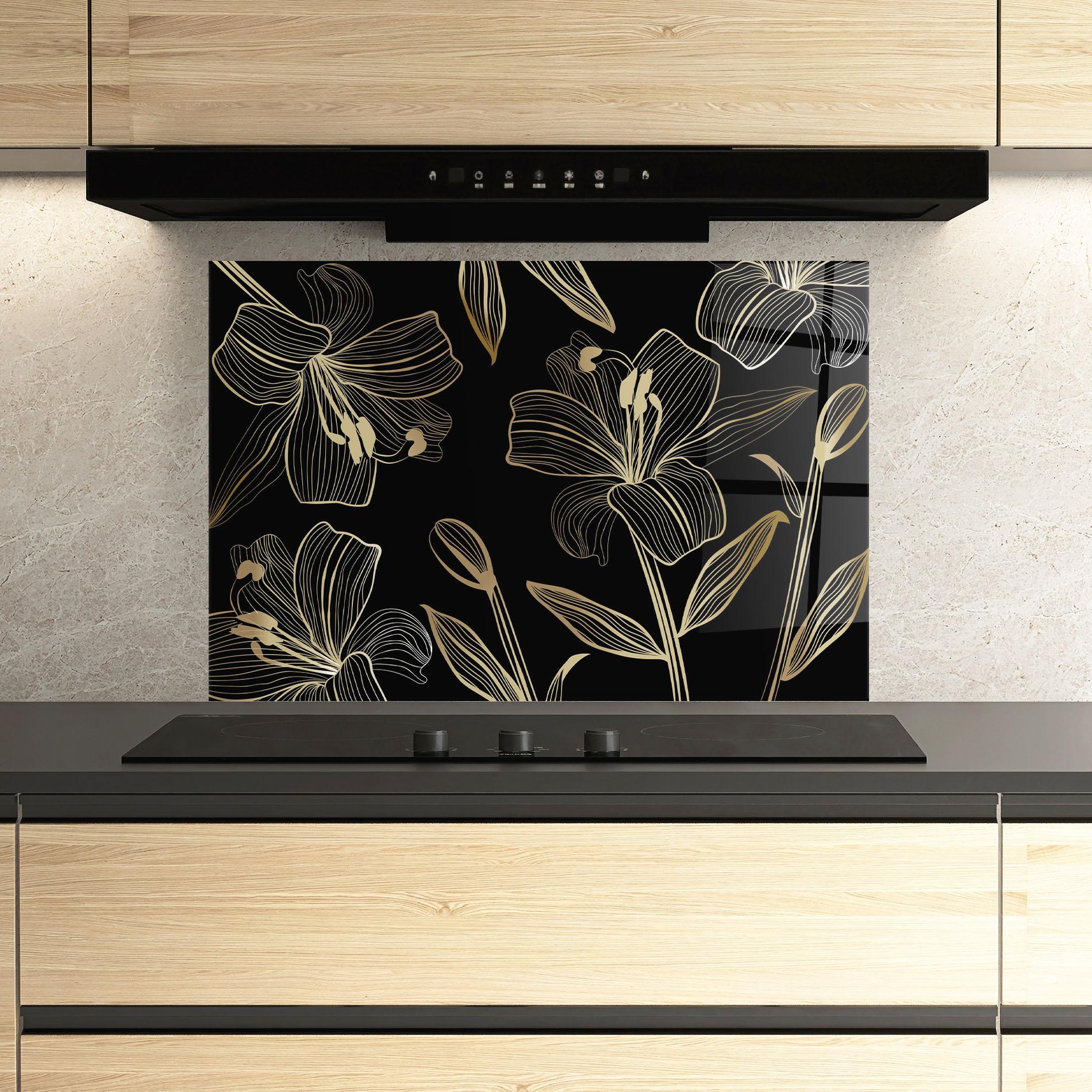 Konyhai üveg hátfal Gold Black Lily mockup 3
