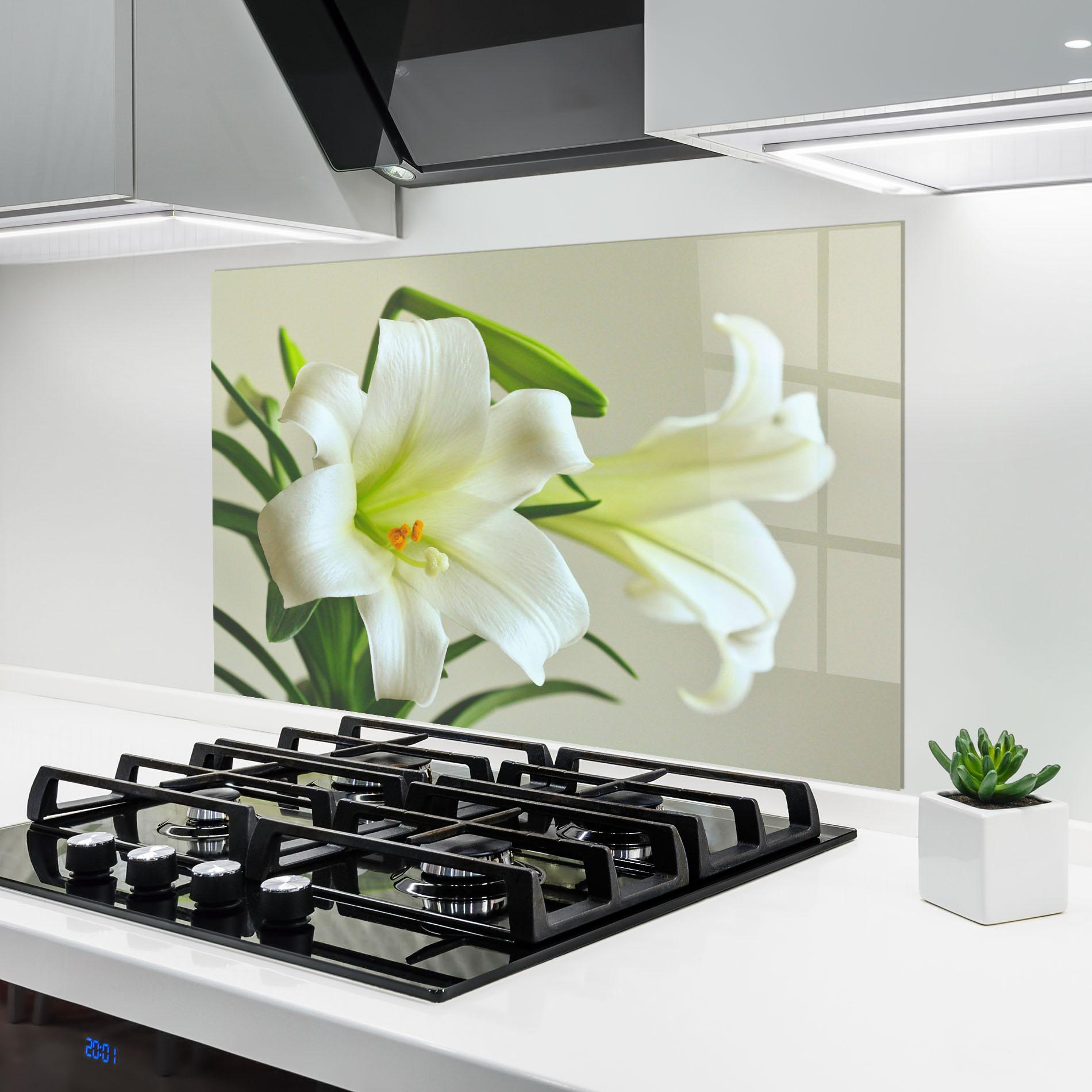 Konyhai üveg hátfal Green Lily mockup 6