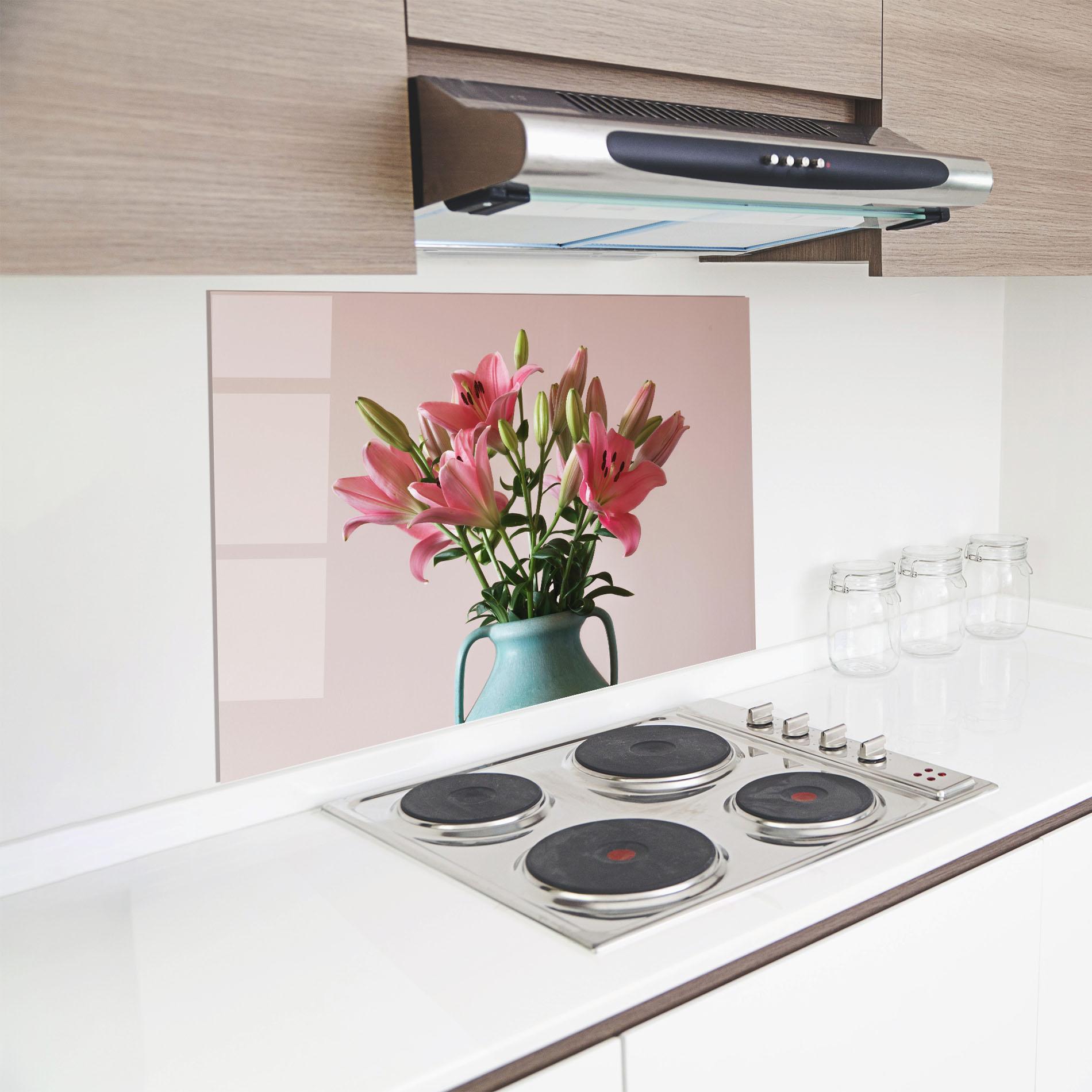 Konyhai üveg hátfal Pink Lily In Vase mockup 8