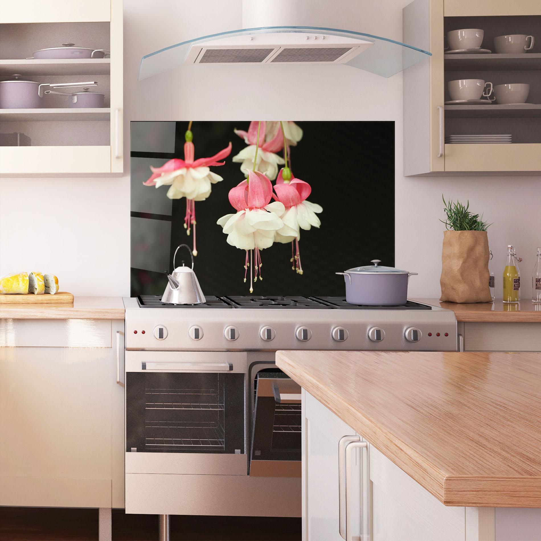 Konyhai üveg hátfal Amazing Exotic Plant mockup 1