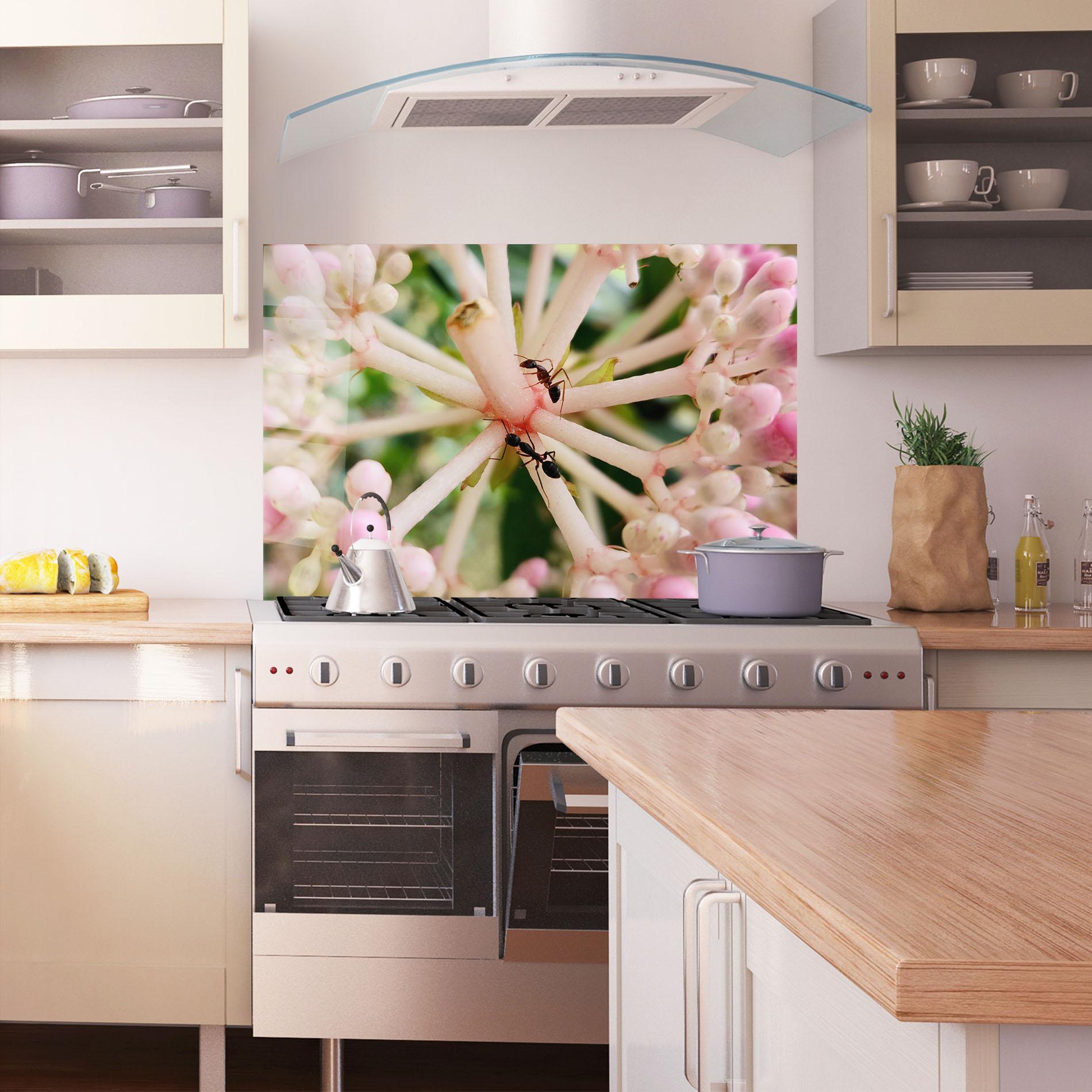 Konyhai üveg hátfal Pink Exotic Flower mockup 1