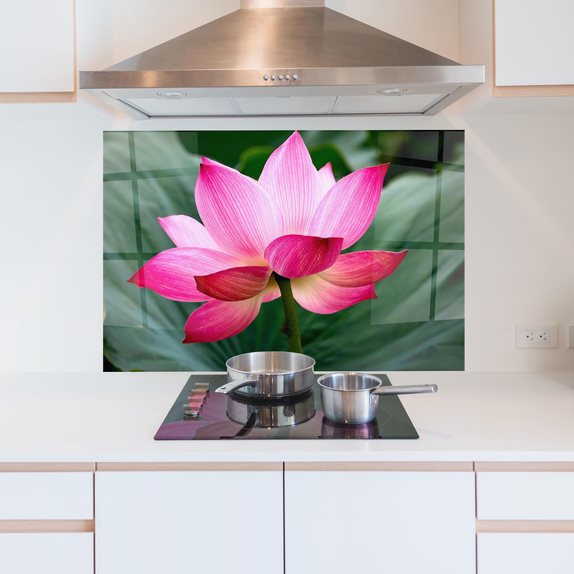 Konyhai üveg hátfal Beautiful Pink Exotic mockup 5