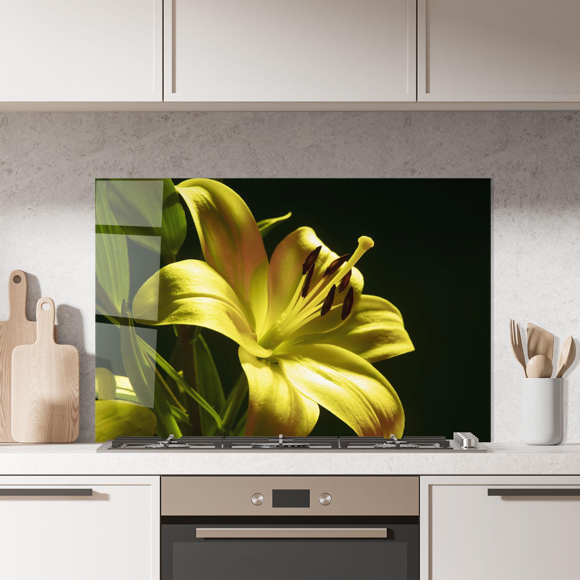 Konyhai üveg hátfal Yellow Gold Exotic mockup 7