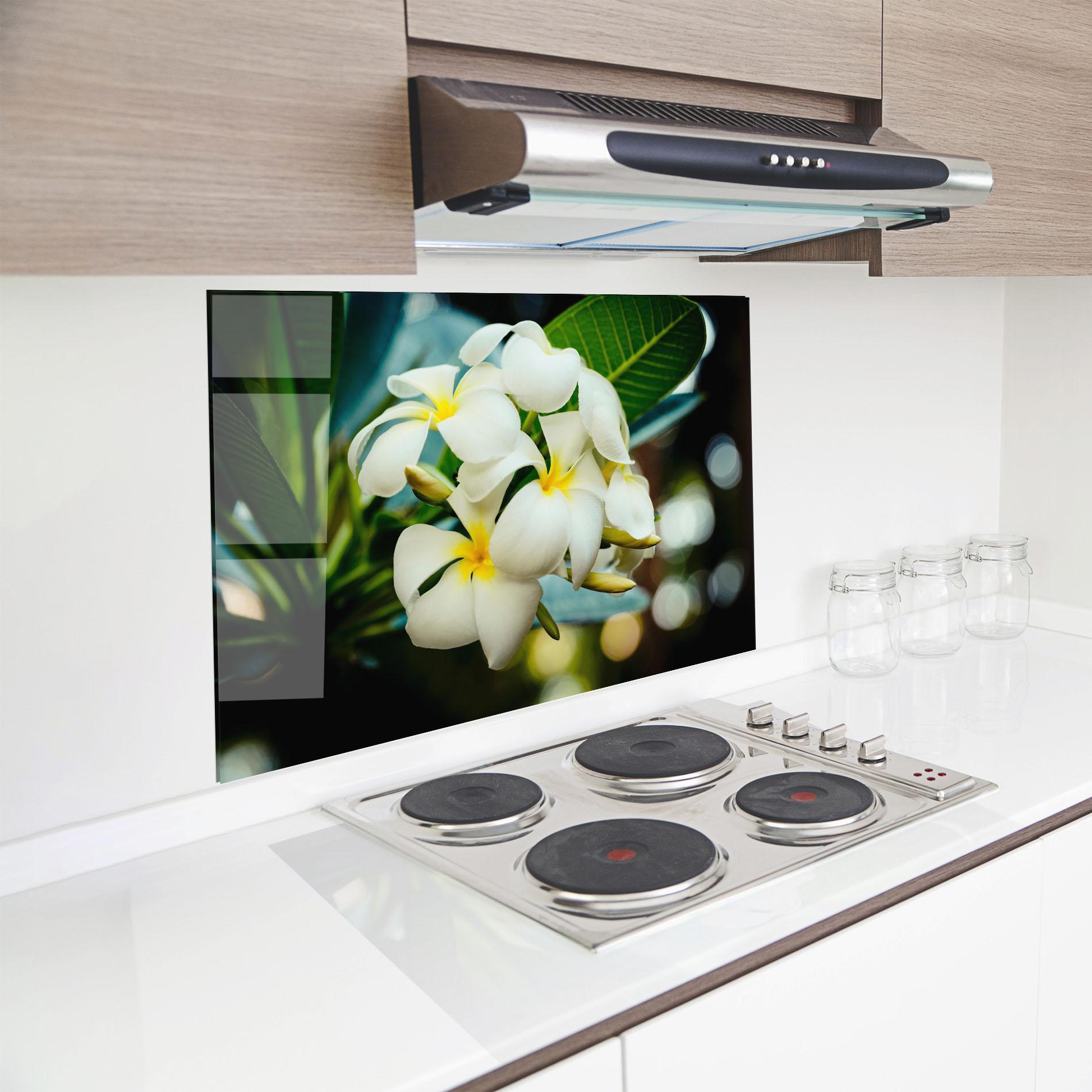 Konyhai üveg hátfal Beautiful White Exotic mockup 8