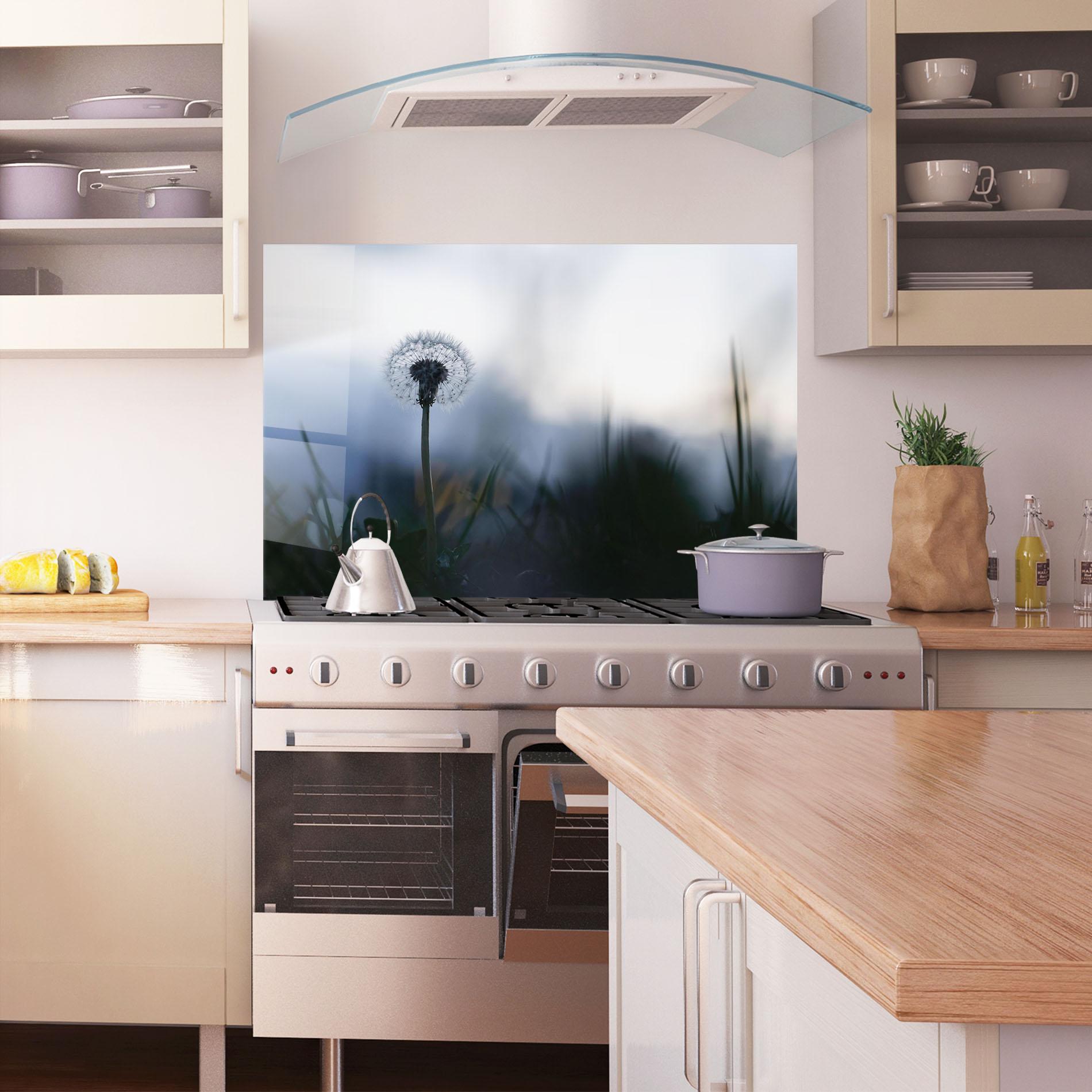 Konyhai üveg hátfal Dandelion Wild View mockup 1