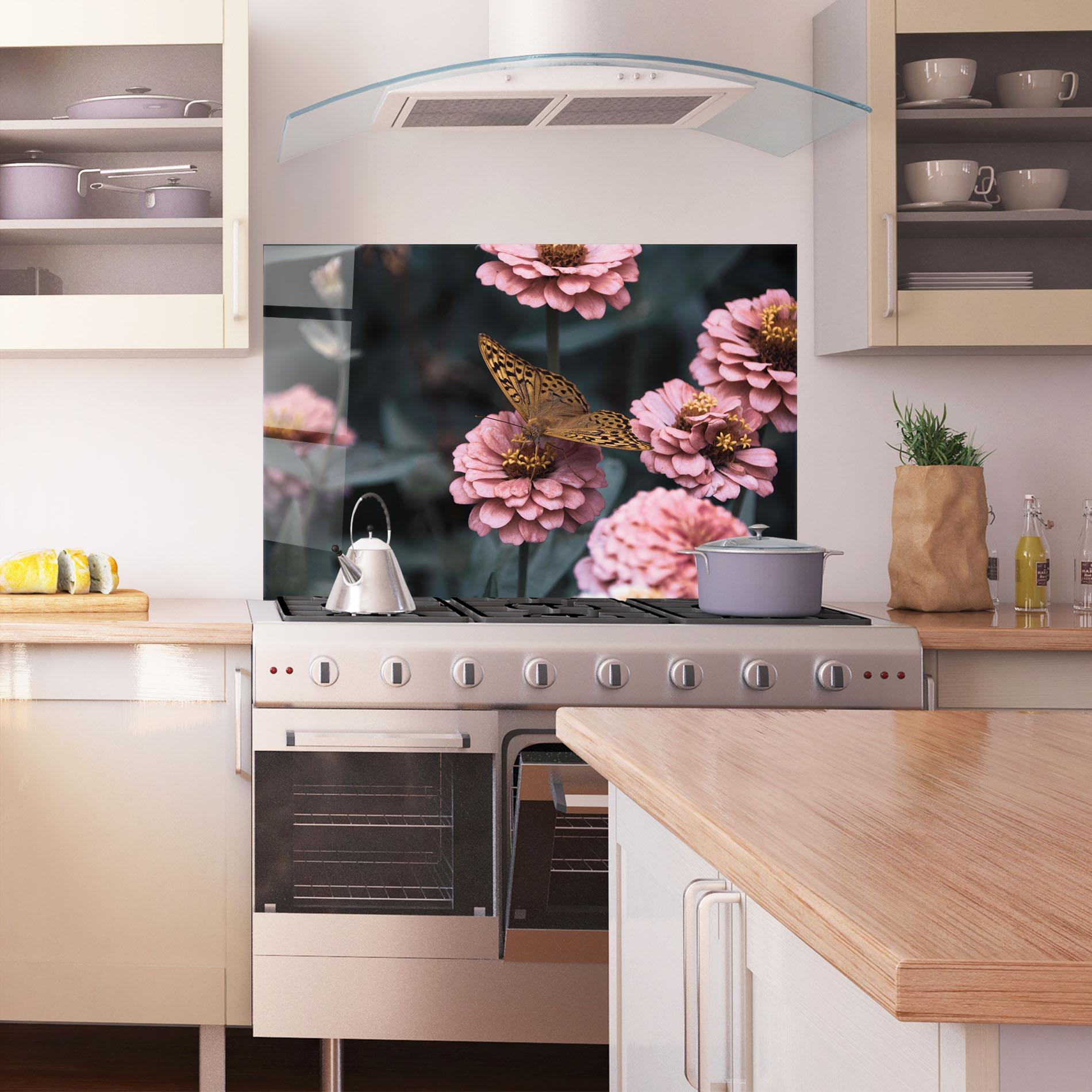 Konyhai üveg hátfal Flower Butterfly mockup 1