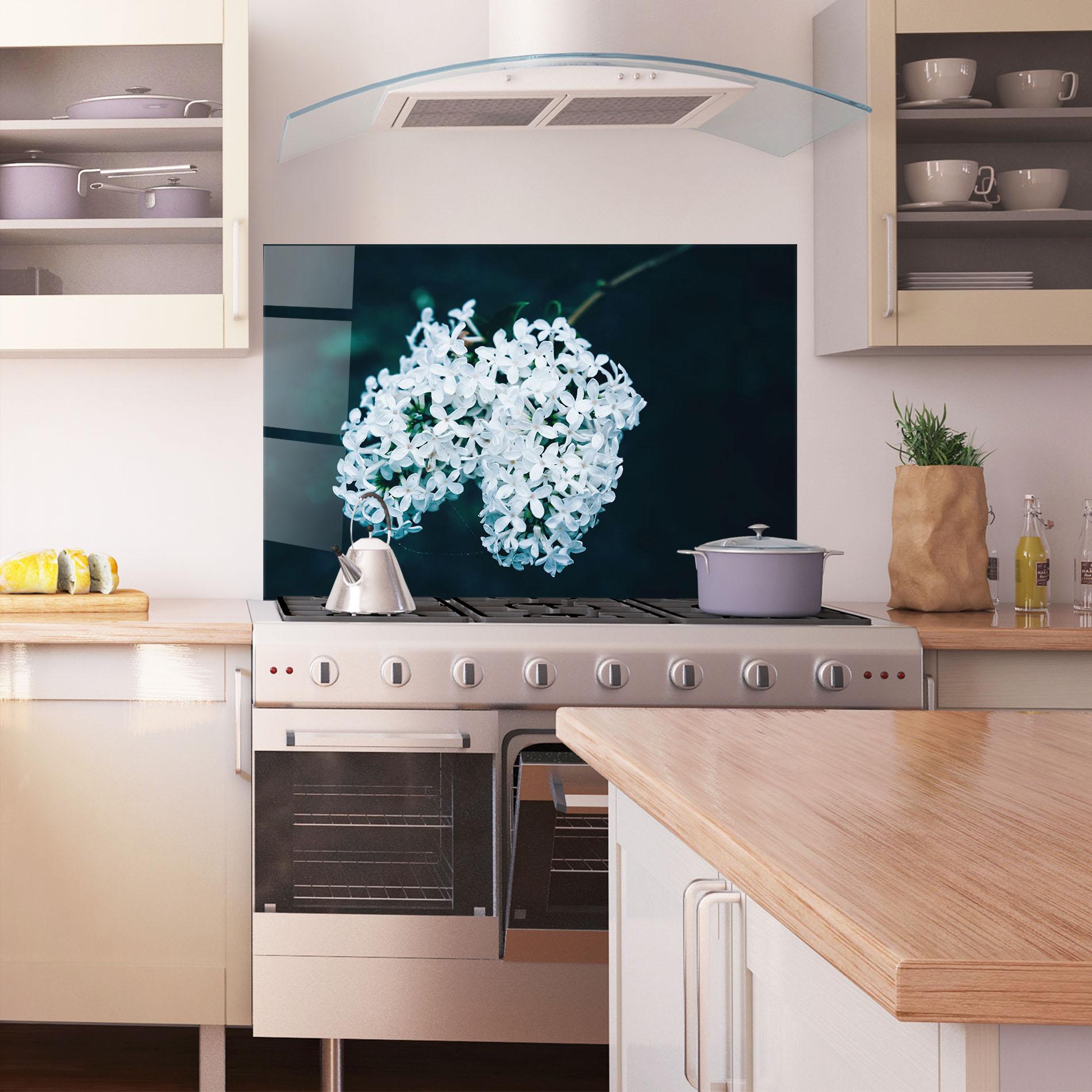 Konyhai üveg hátfal Green Light Flower mockup 1