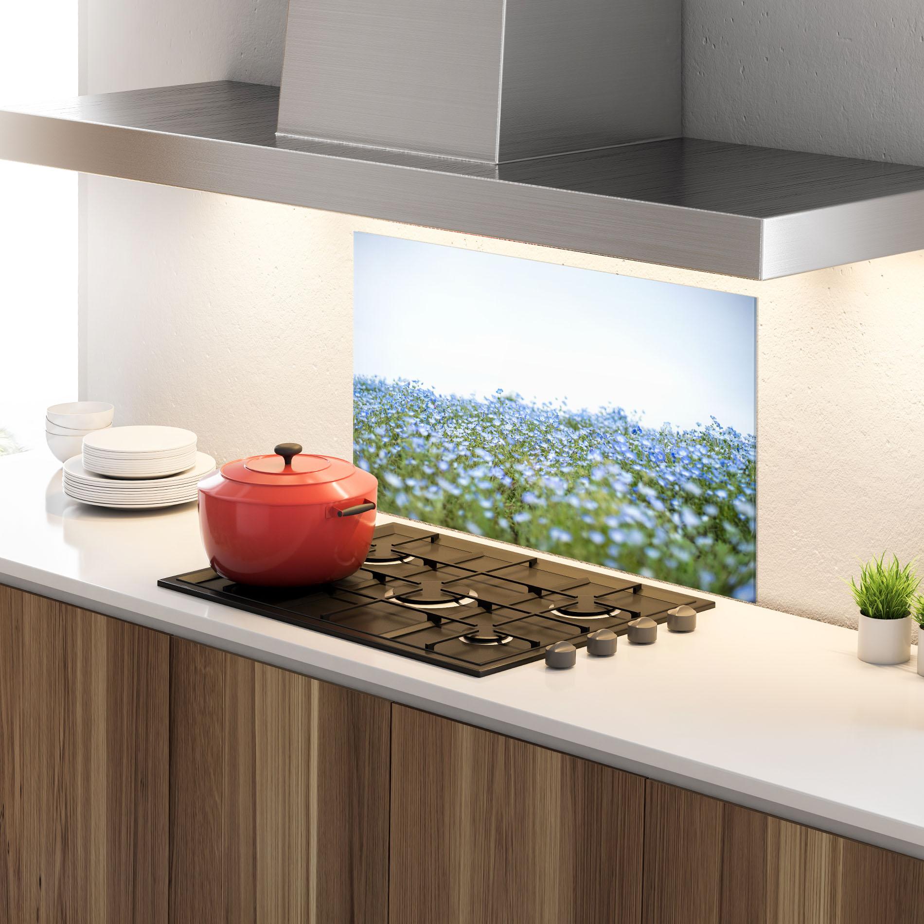 Konyhai üveg hátfal Blue Wild Flowers mockup 4