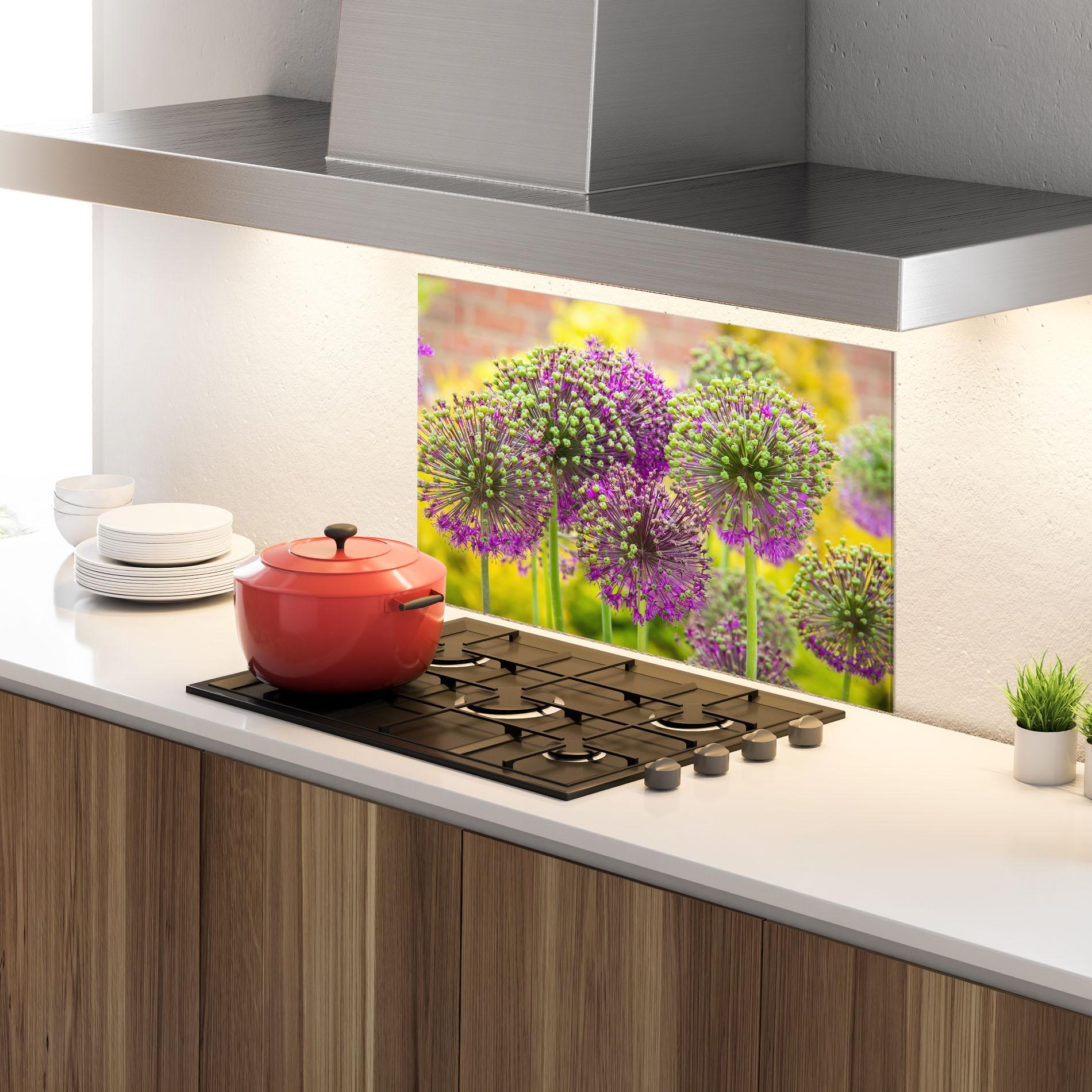 Konyhai üveg hátfal Green Purple Garden mockup 4