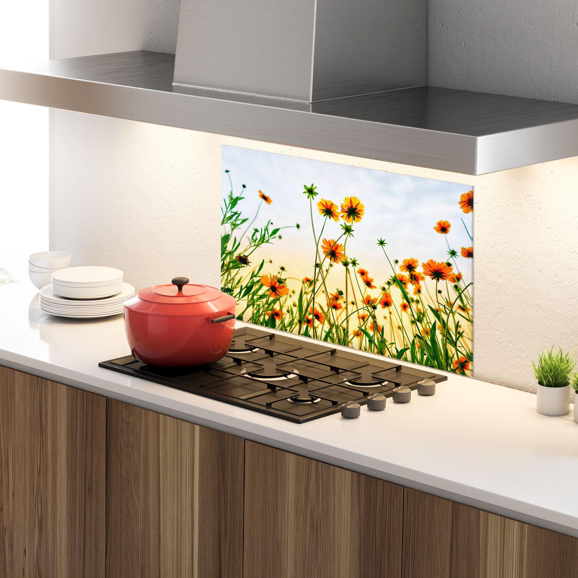 Konyhai üveg hátfal Orange Wild Flowers mockup 4