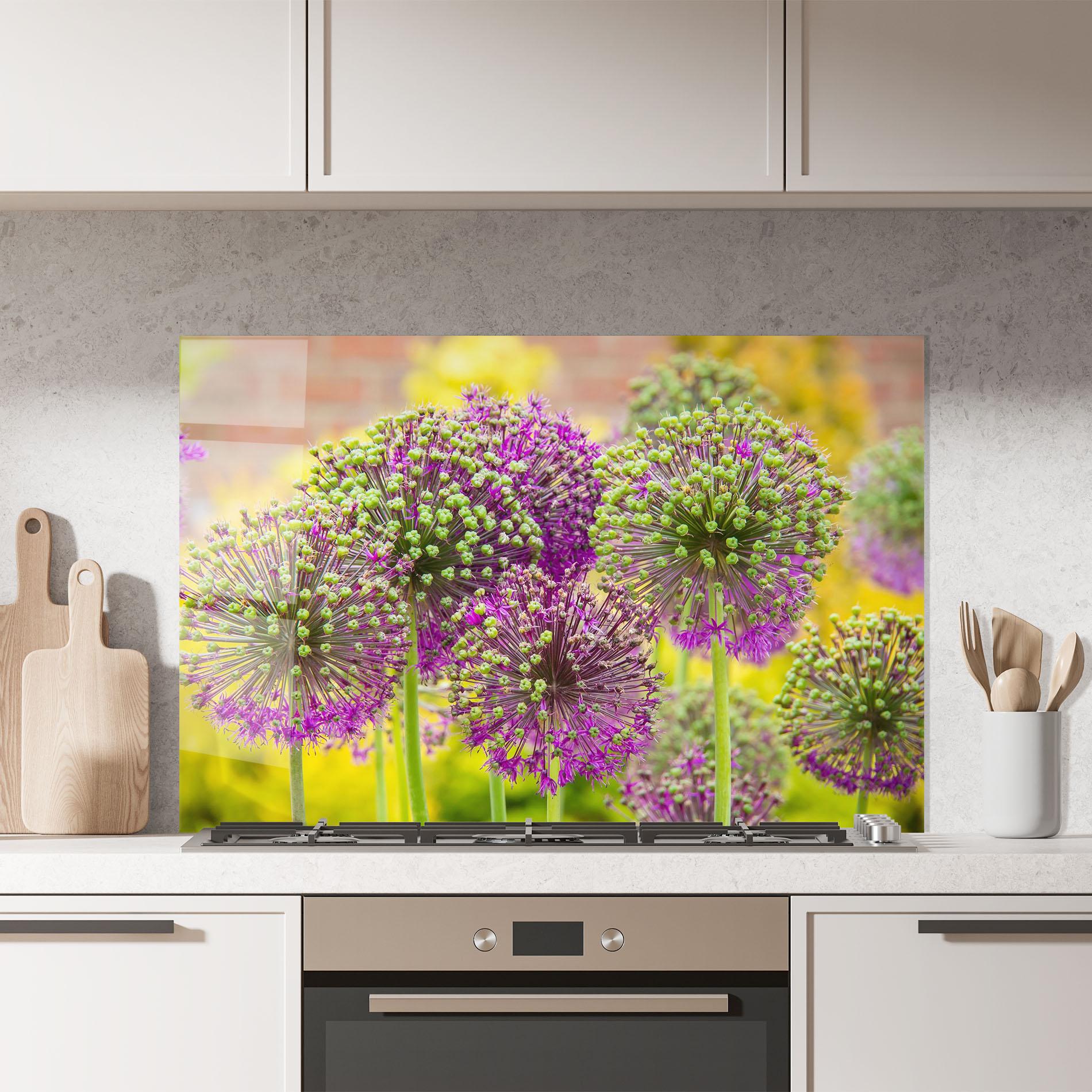 Konyhai üveg hátfal Green Purple Garden mockup 7