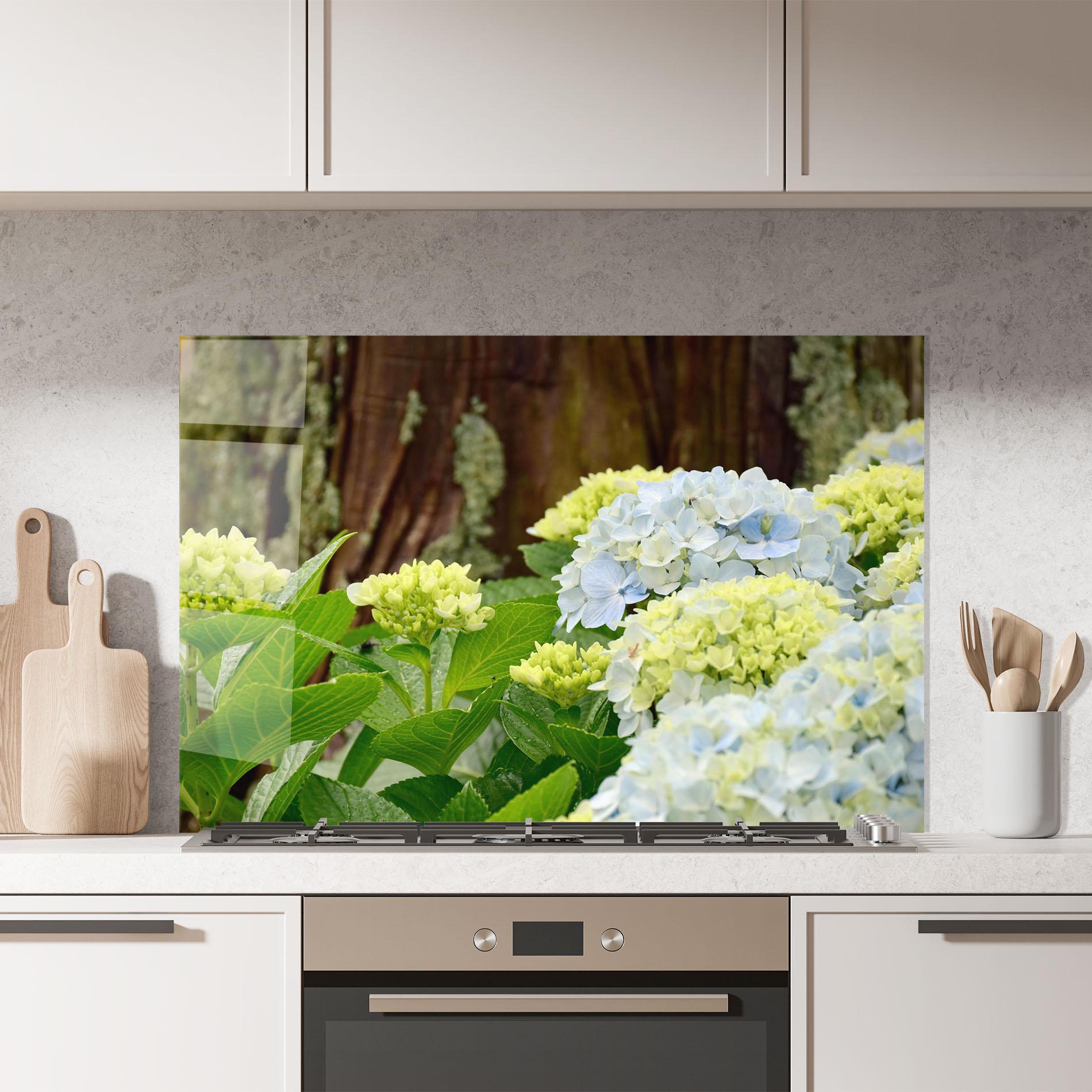Konyhai üveg hátfal Wild Tree Flower mockup 7