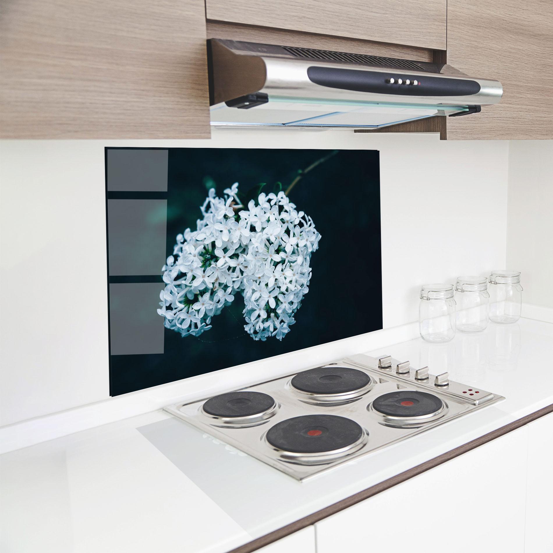 Konyhai üveg hátfal Green Light Flower mockup 8