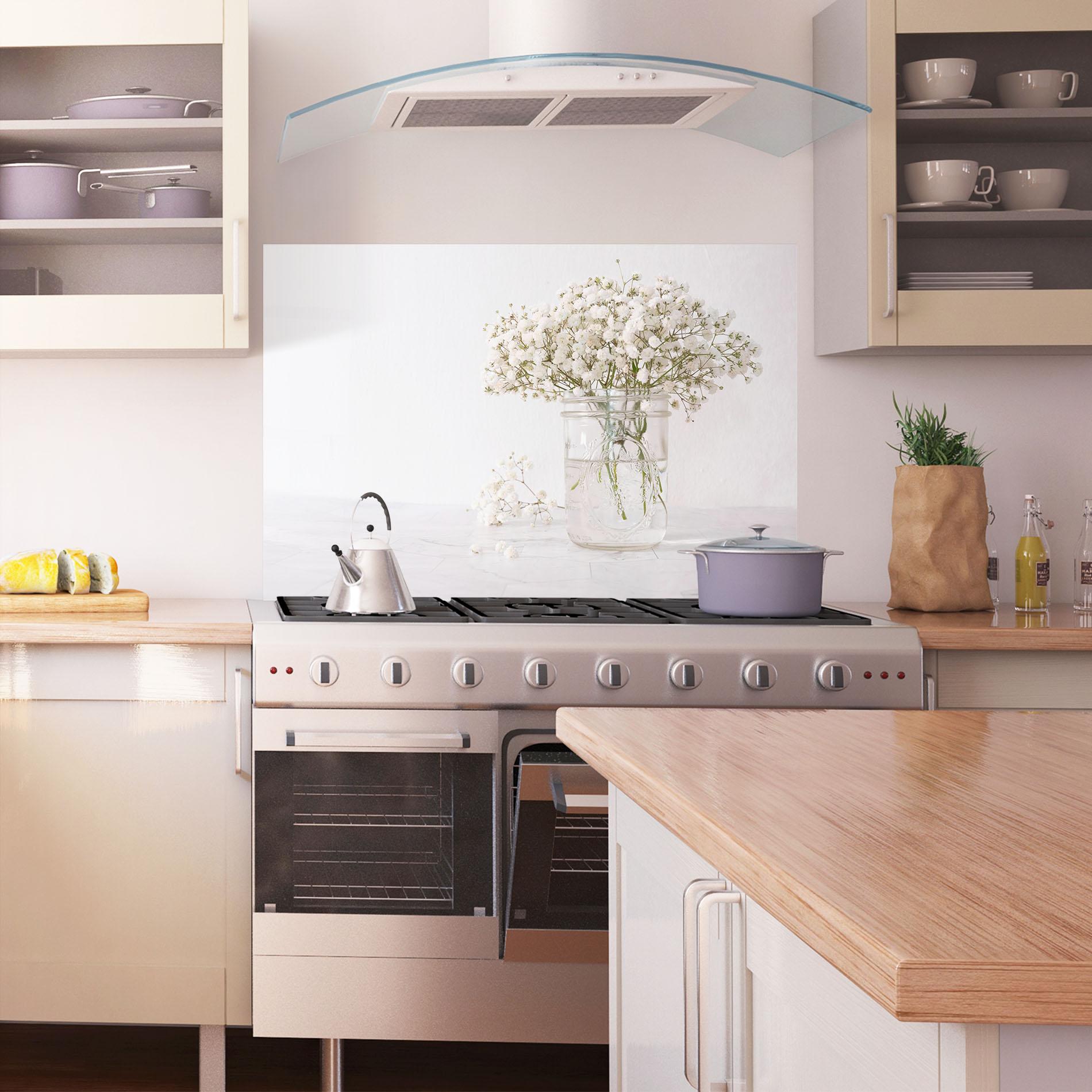 Konyhai üveg hátfal White Tiny Flower Vase mockup 1