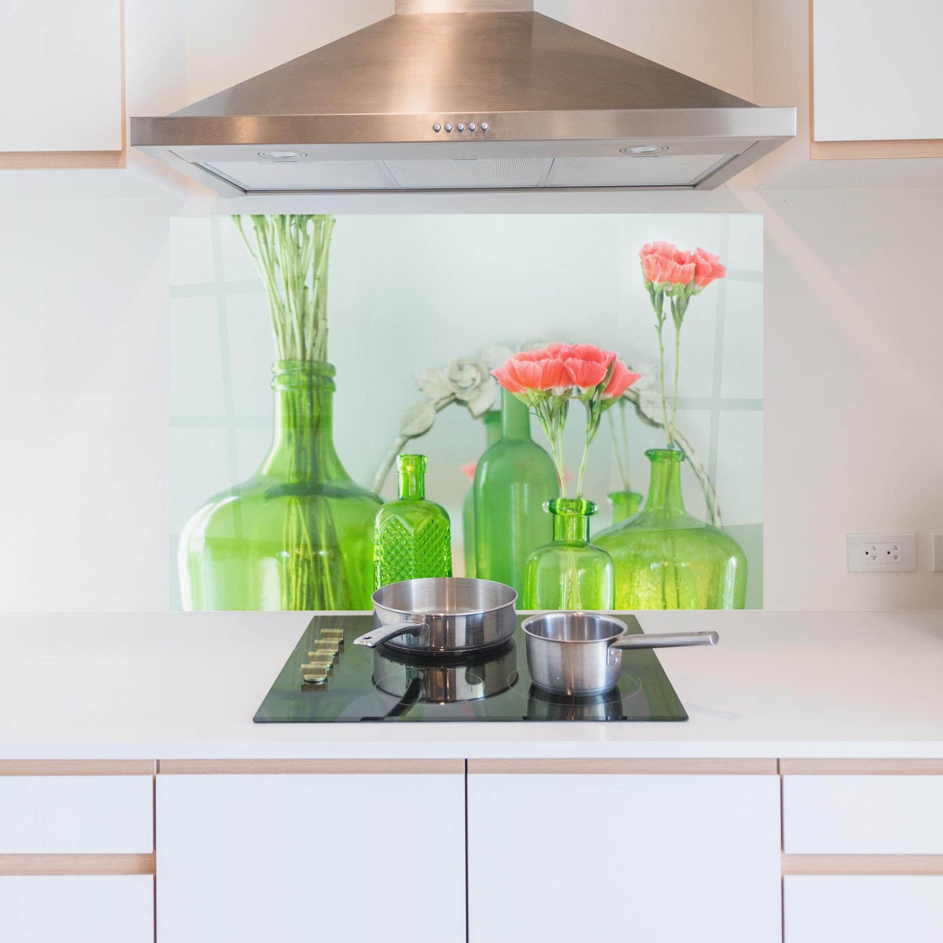 Konyhai üveg hátfal Green Vase Flowers mockup 5