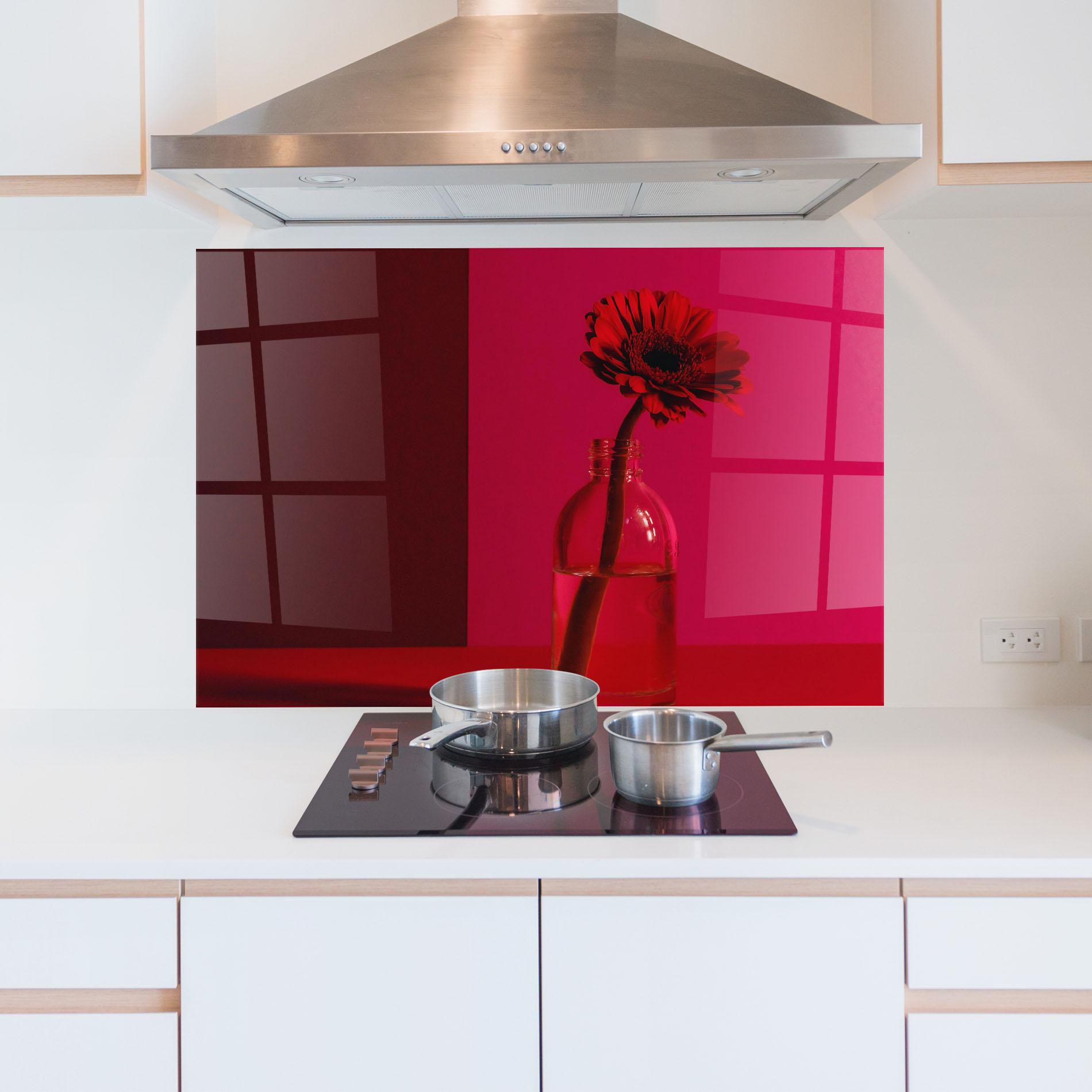 Konyhai üveg hátfal Red Light Vase mockup 5