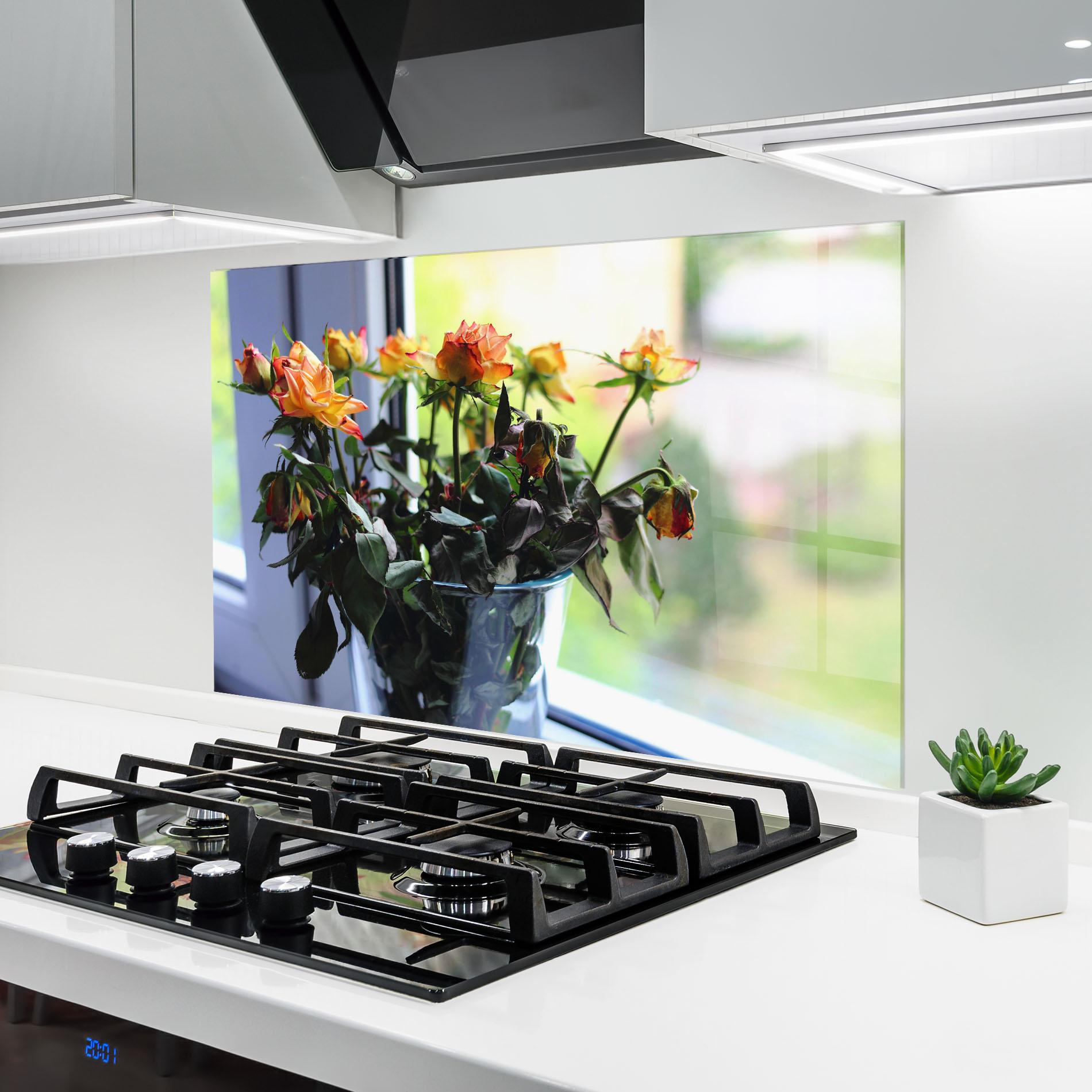 Konyhai üveg hátfal Red Yellow Rose Vase mockup 6