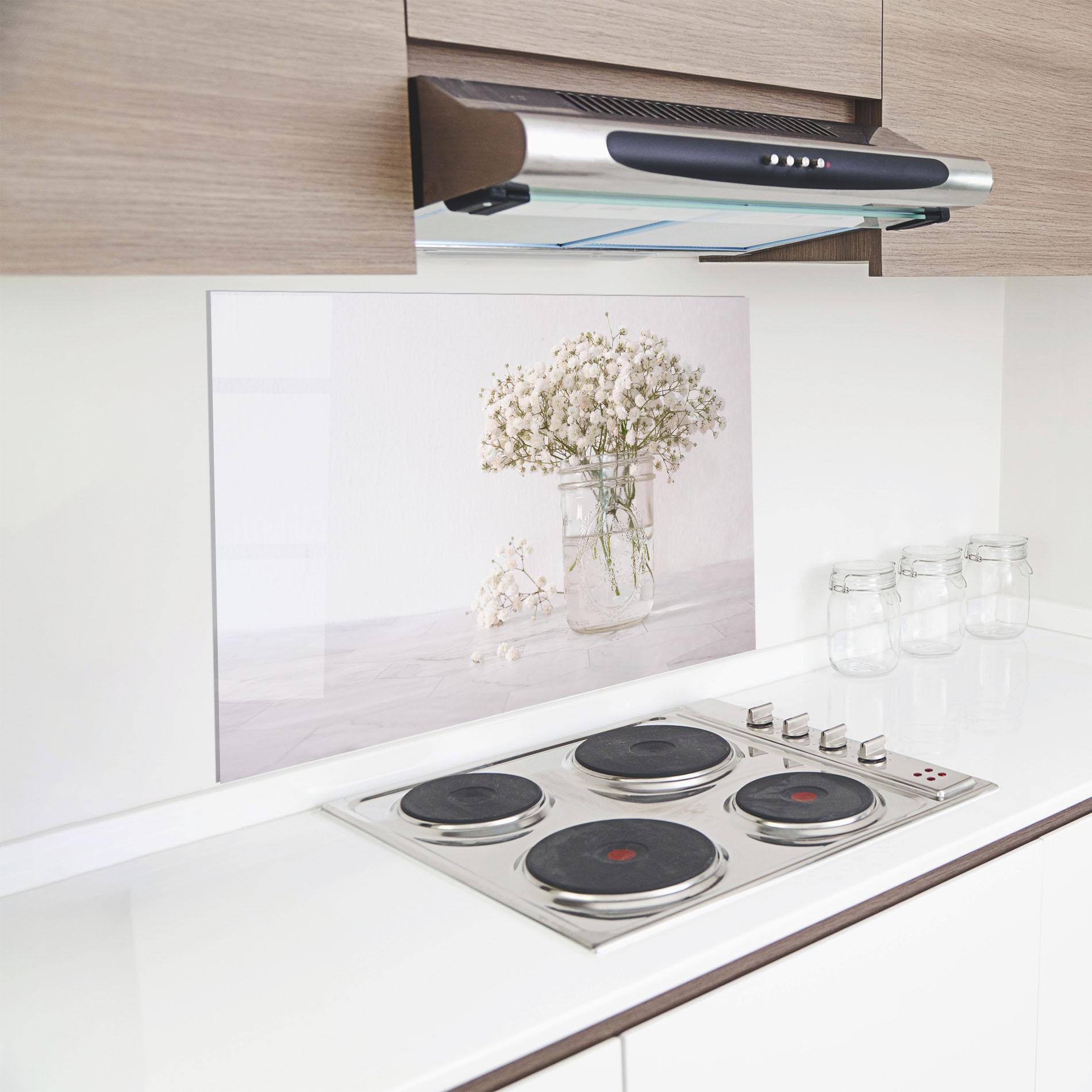 Konyhai üveg hátfal White Tiny Flower Vase mockup 8