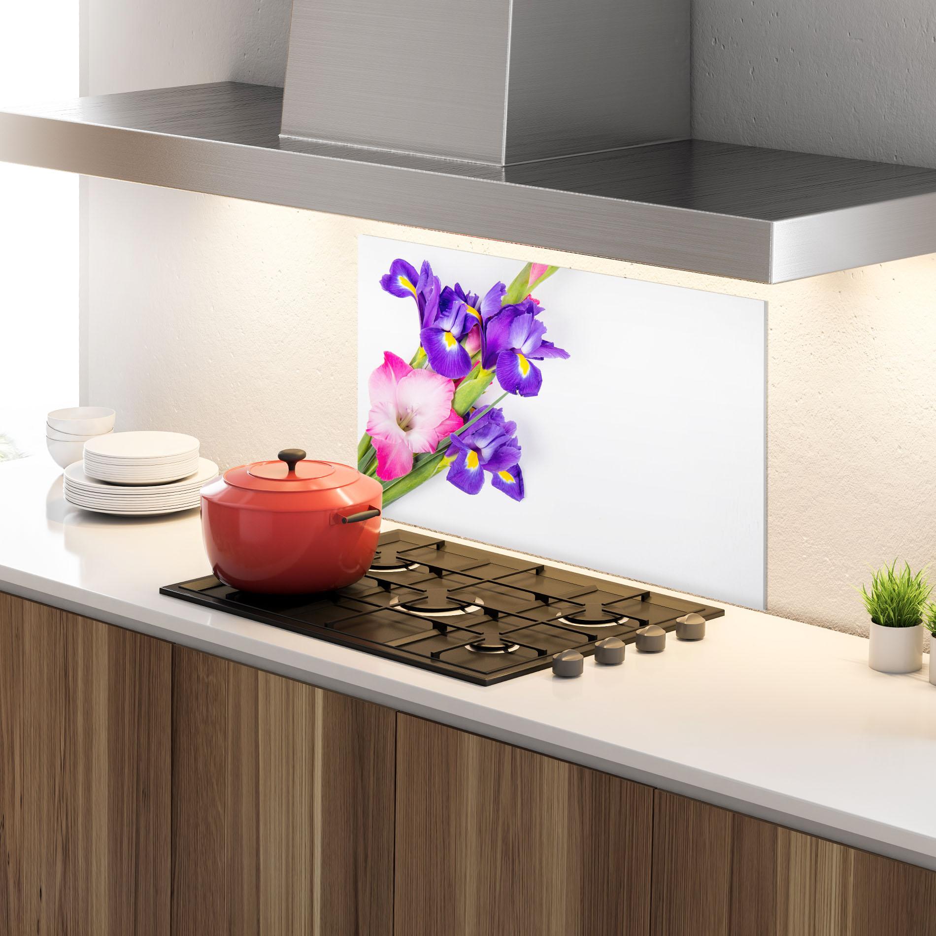 Konyhai üveg hátfal Iris On The Table mockup 4