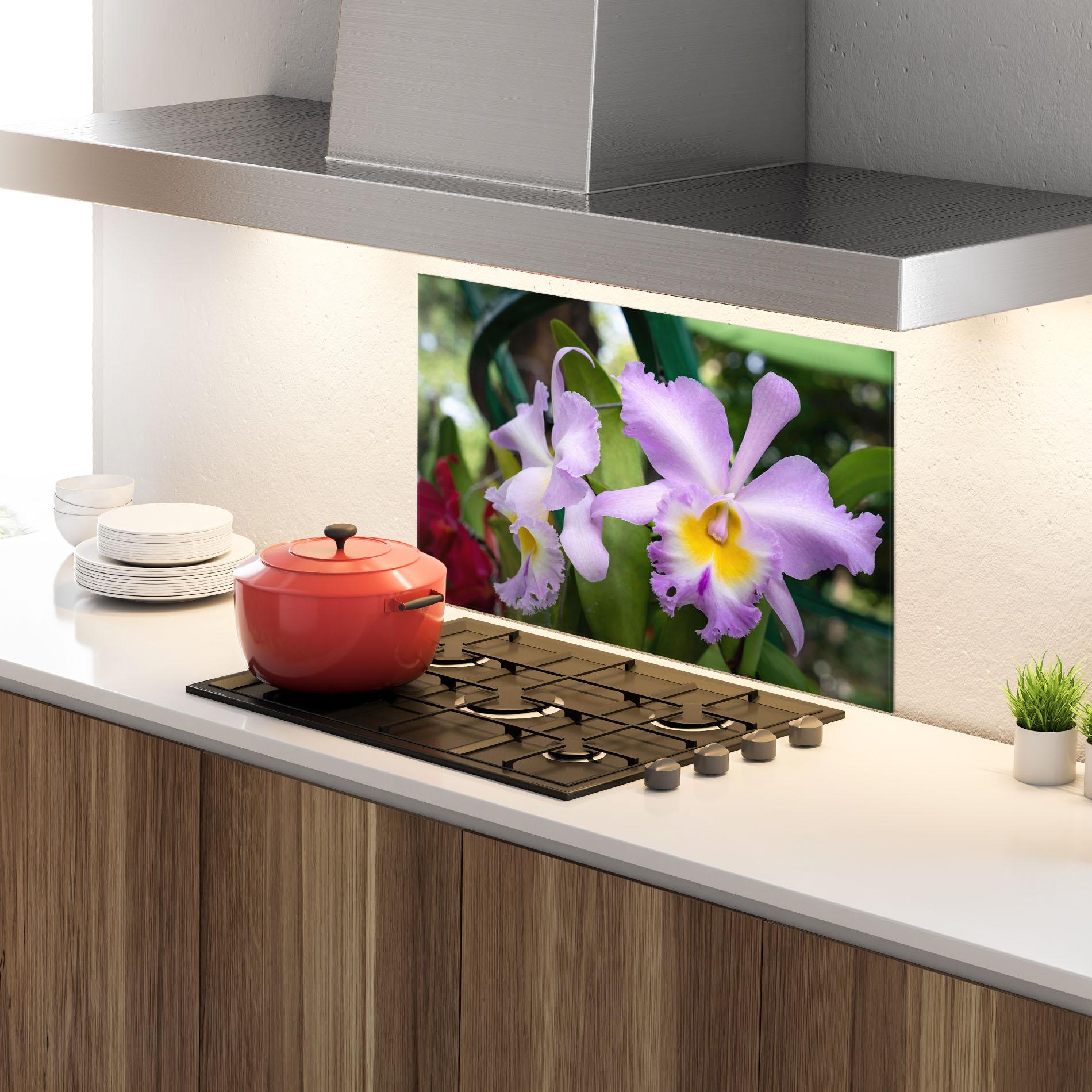 Konyhai üveg hátfal Light Purple Iris mockup 4