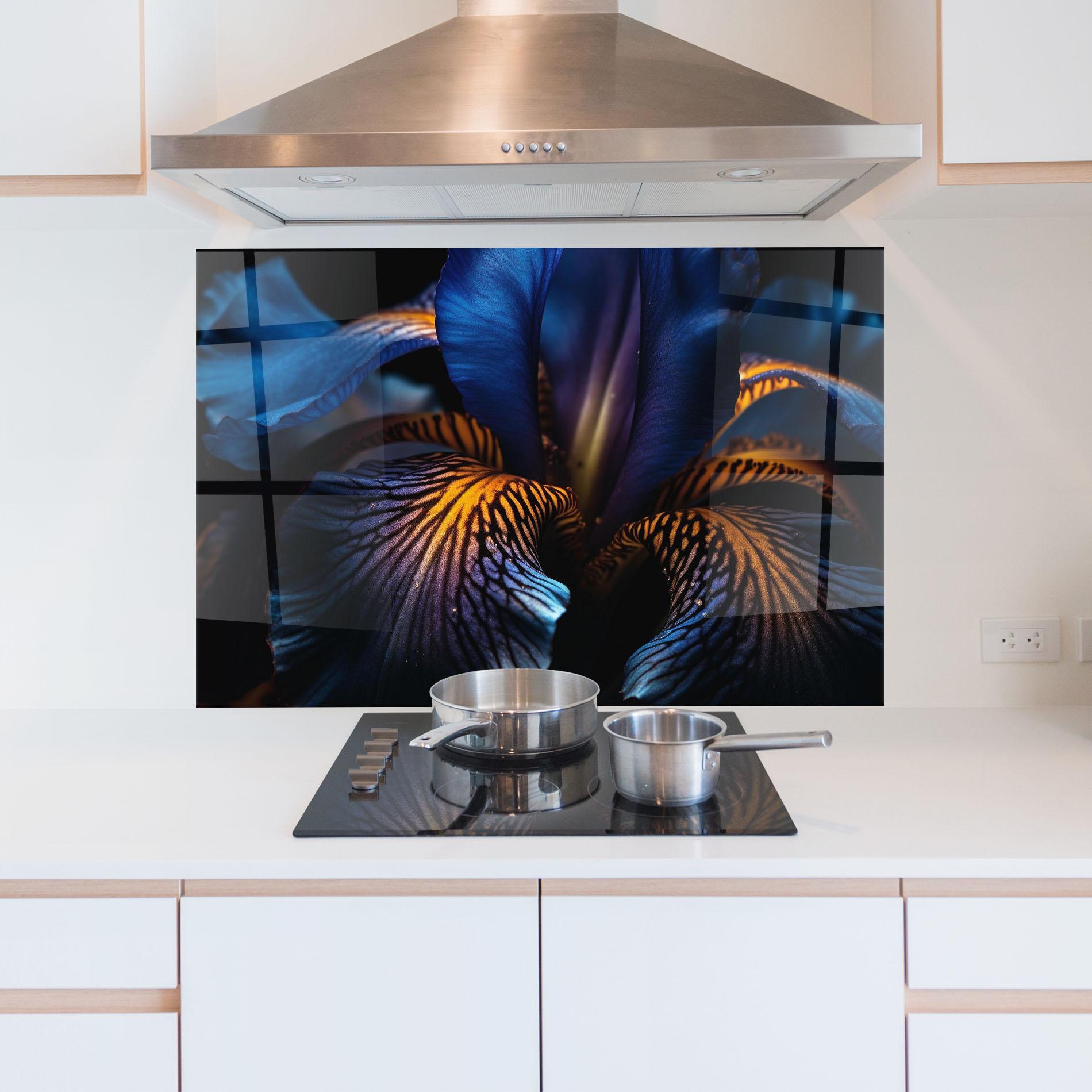 Konyhai üveg hátfal Dark Yellow Iris mockup 5