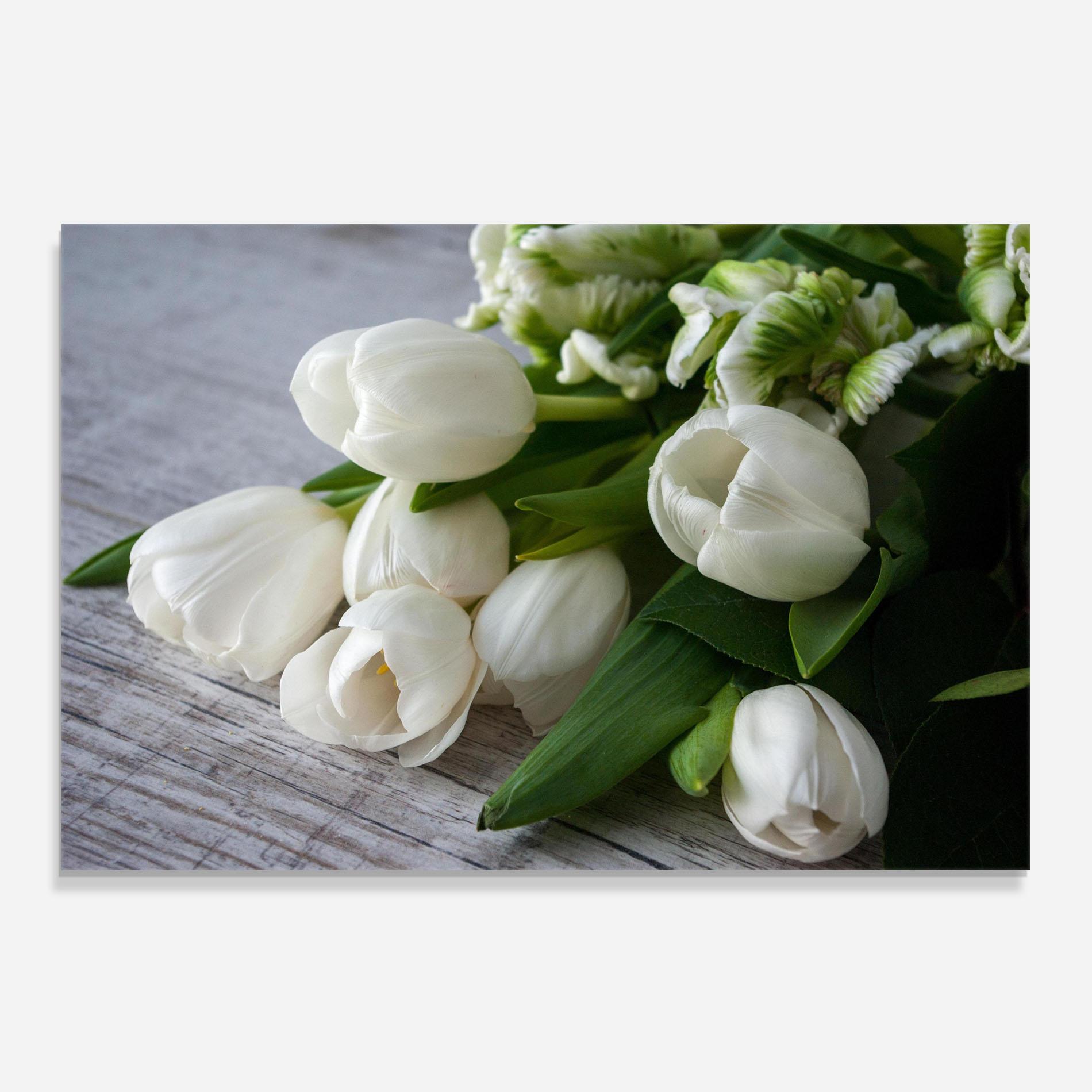 Konyhai üveg hátfal White Tulips Bouquet mockup 0