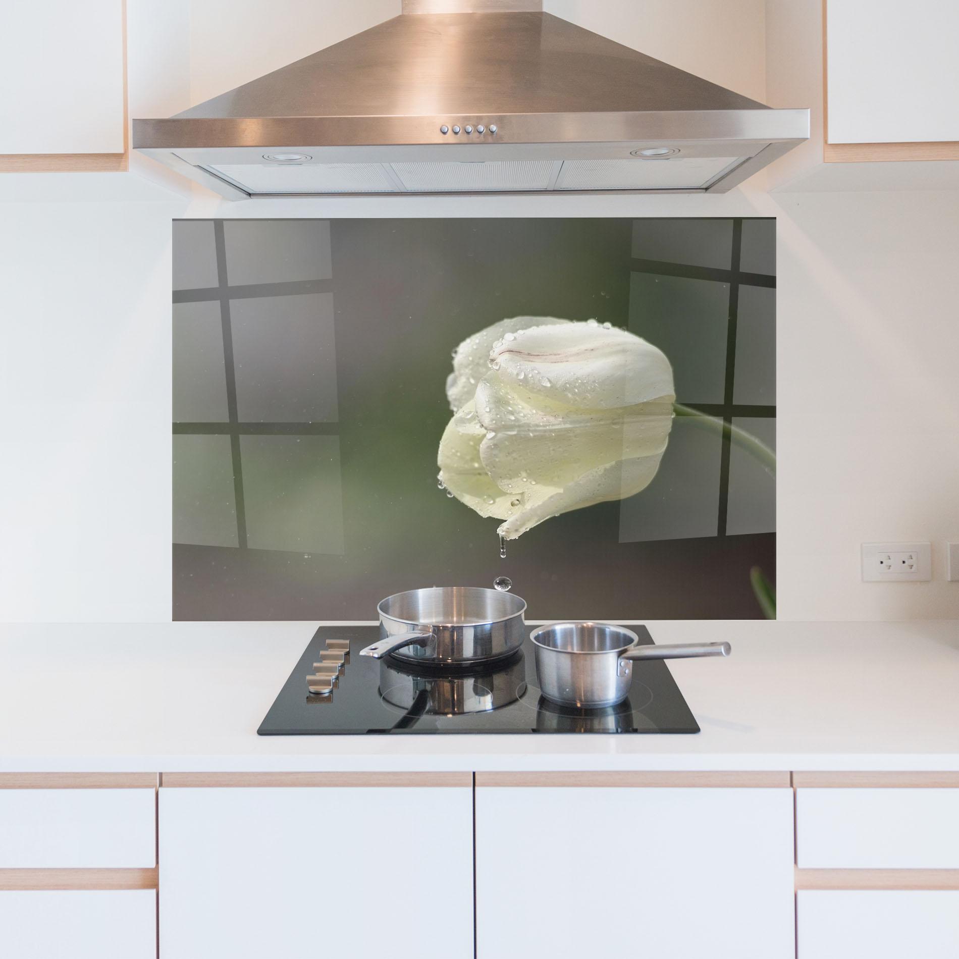 Konyhai üveg hátfal White Single Tulip mockup 5
