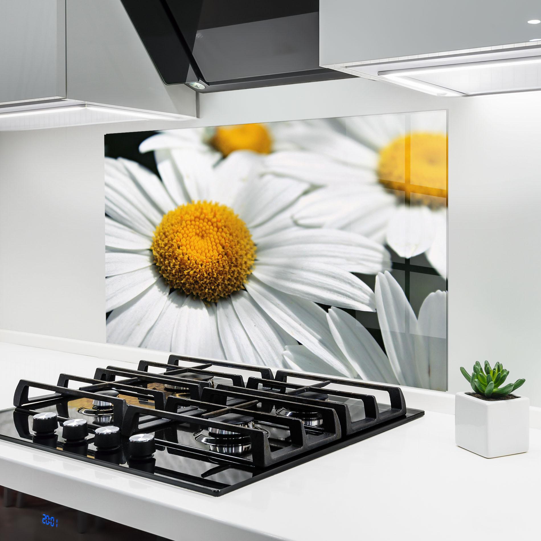 Konyhai üveg hátfal Big Daisies mockup 6