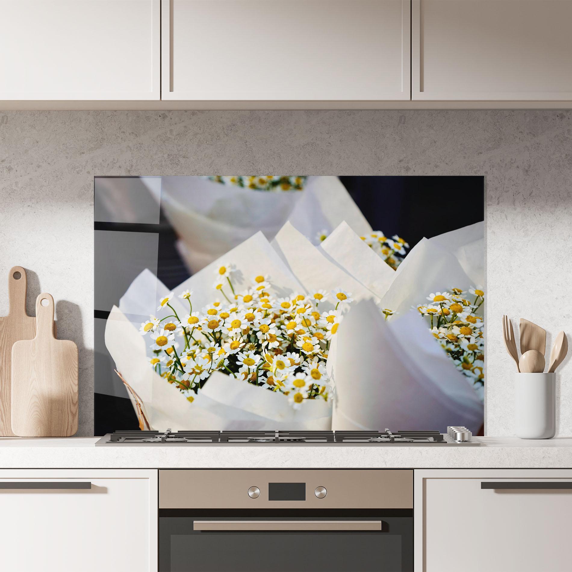 Konyhai üveg hátfal Daisy Bouquet mockup 7