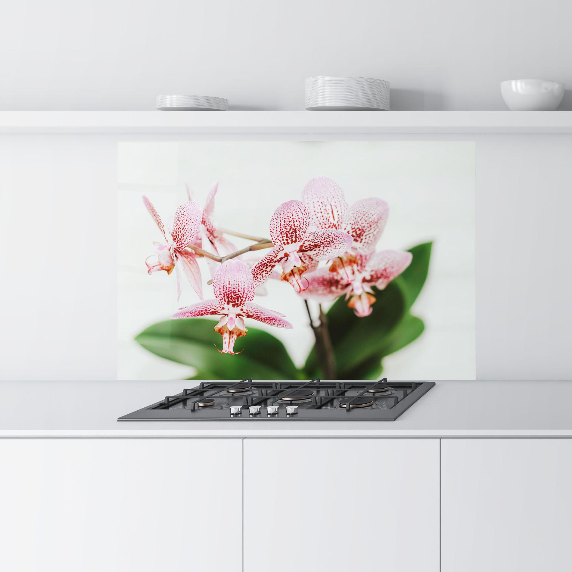Konyhai üveg hátfal Green Orchids mockup 9