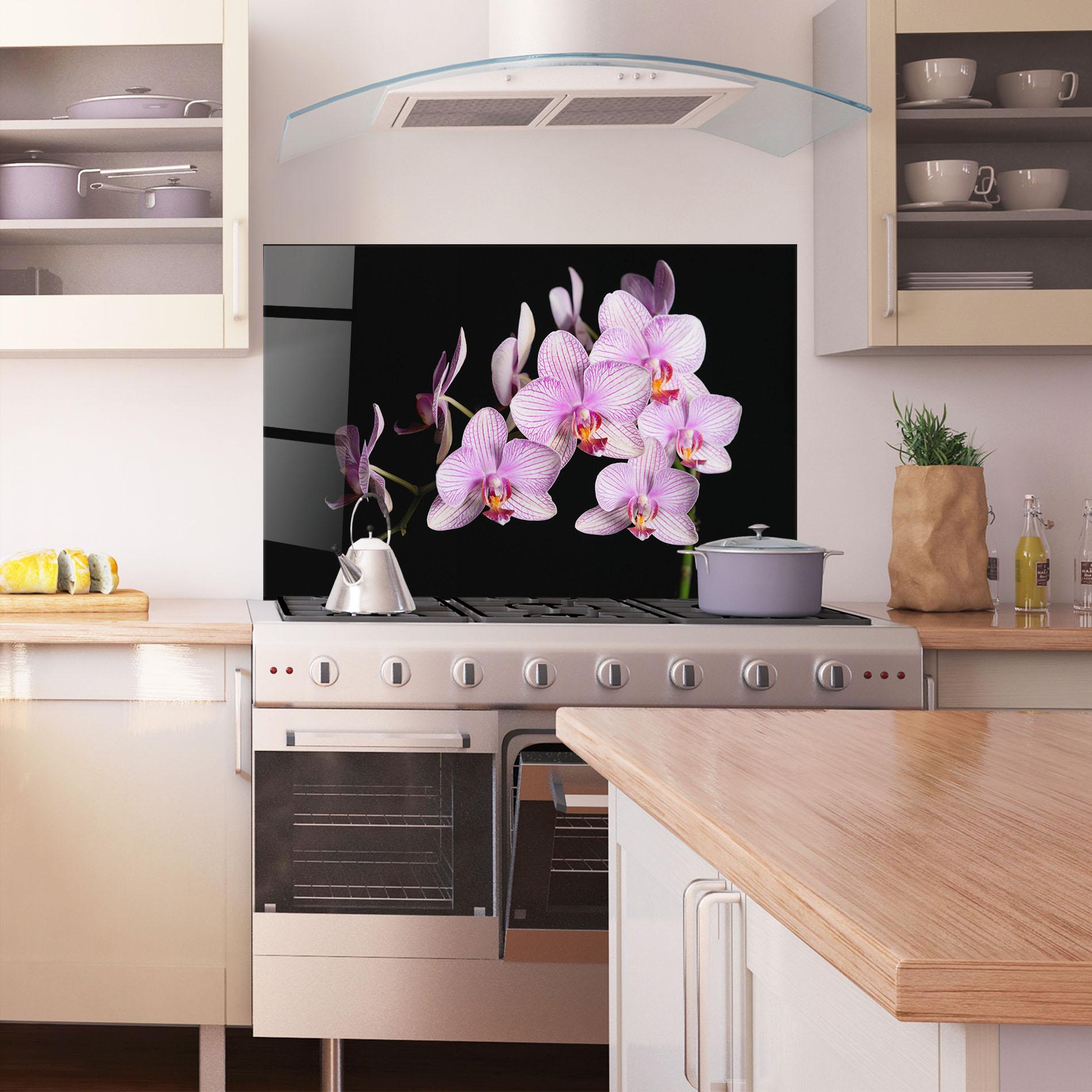 Konyhai üveg hátfal Beautiful Orchids On Black mockup 1
