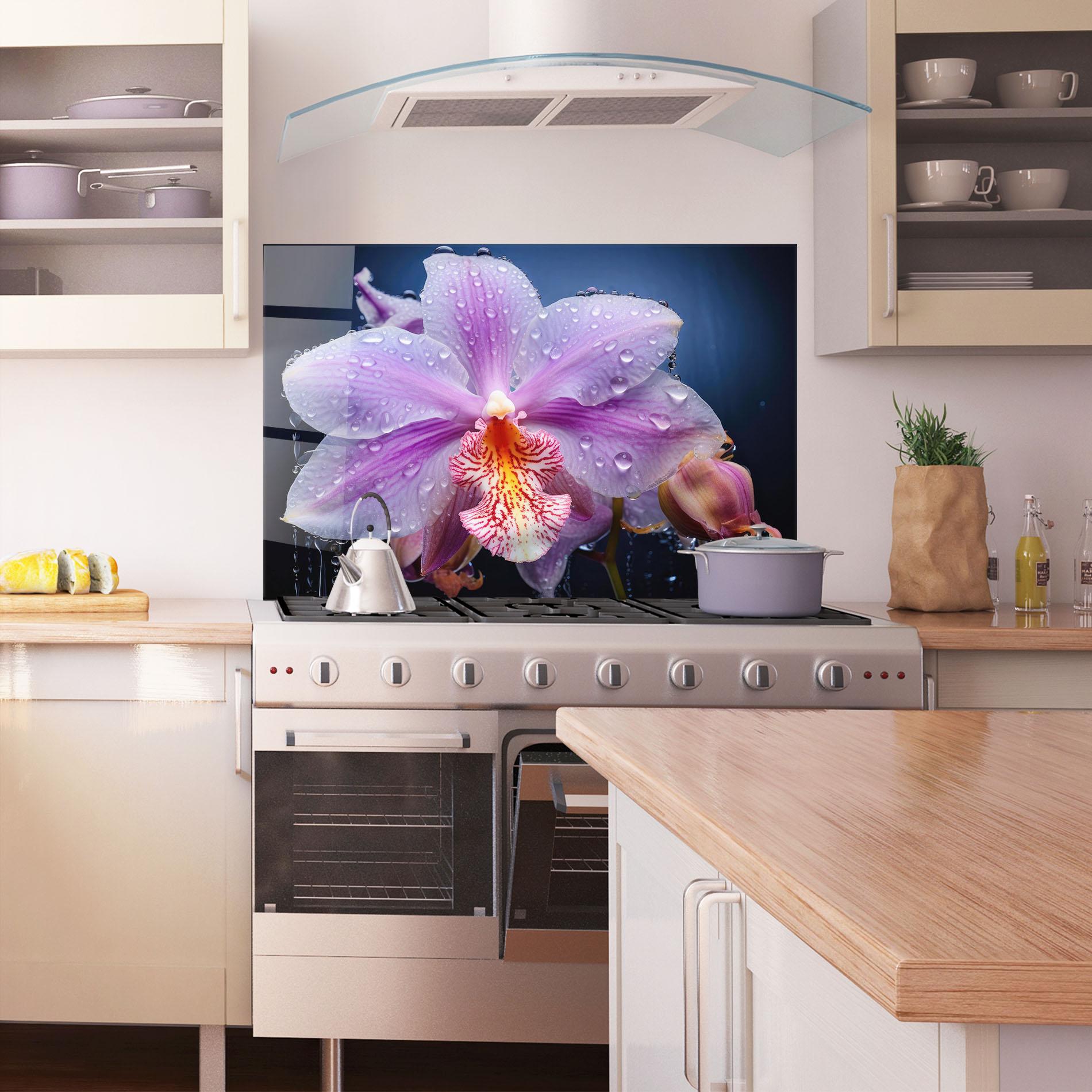 Konyhai üveg hátfal Orchid In Rain mockup 1