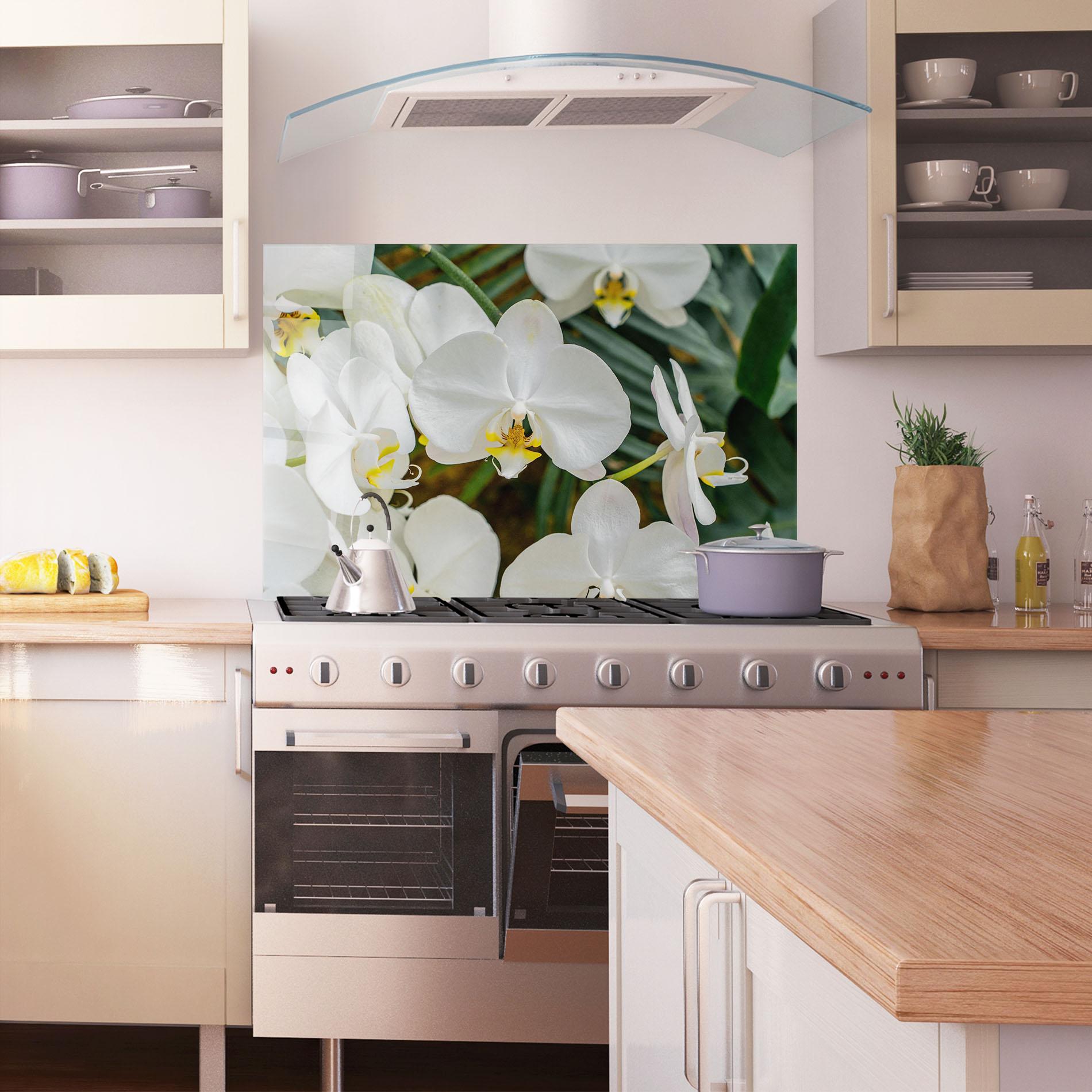 Konyhai üveg hátfal Orchids In Nature mockup 1
