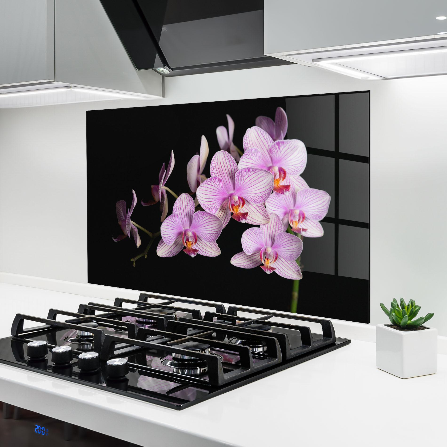 Konyhai üveg hátfal Beautiful Orchids On Black mockup 6