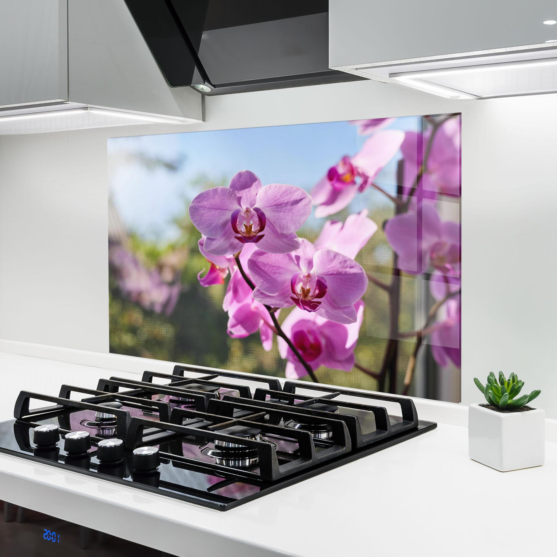 Konyhai üveg hátfal Orchids In The Garden mockup 6