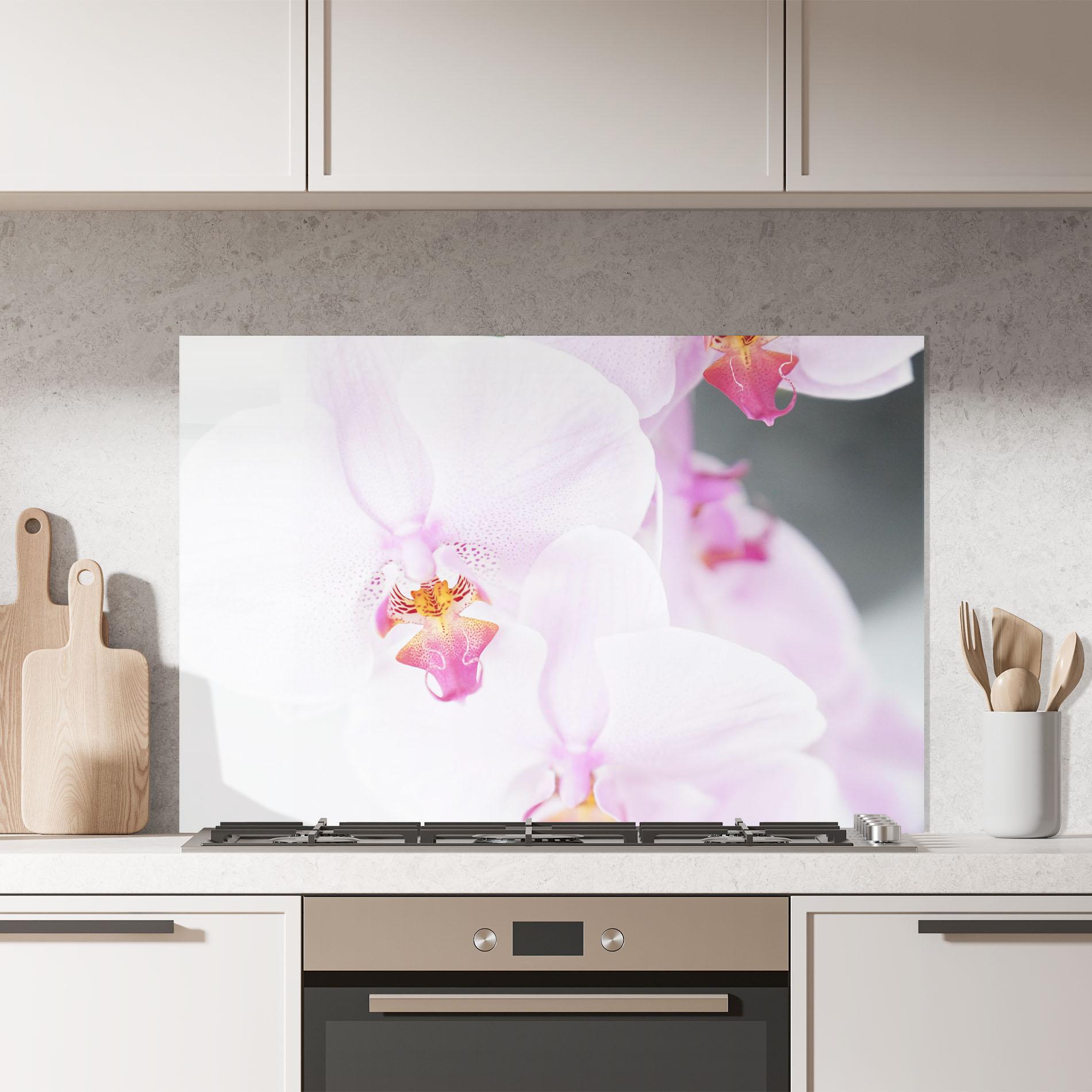 Konyhai üveg hátfal Light Purple Orchid mockup 7