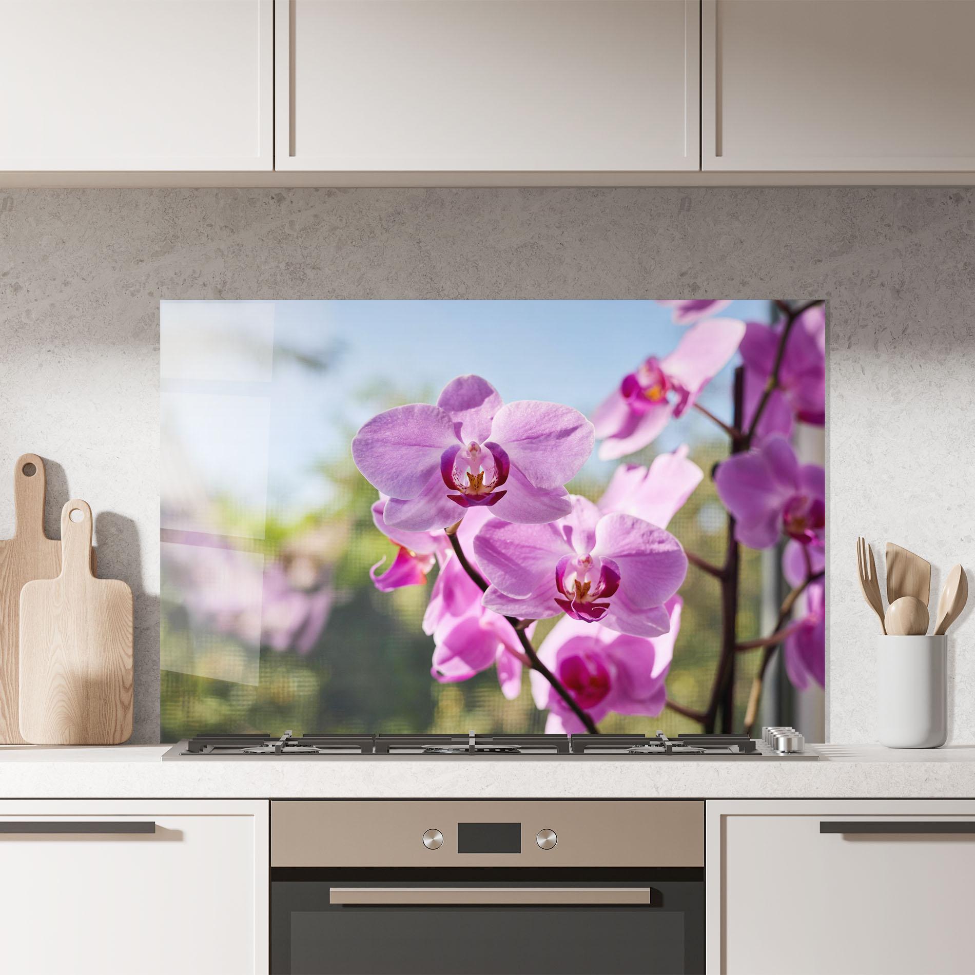 Konyhai üveg hátfal Orchids In The Garden mockup 7