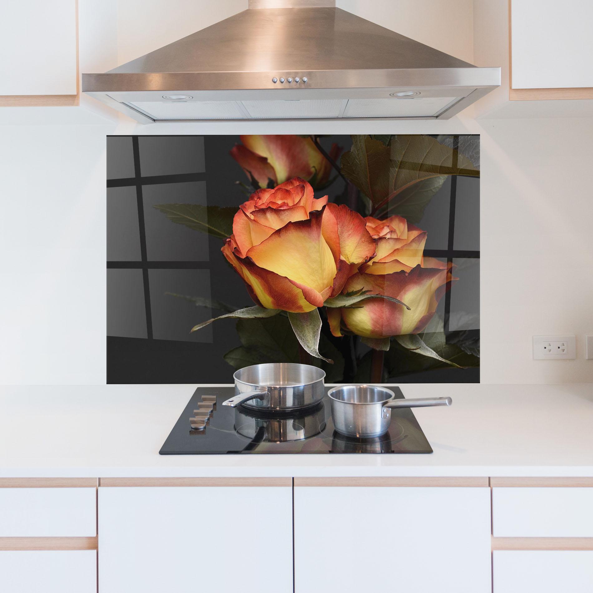 Konyhai üveg hátfal Orange Rose mockup 5