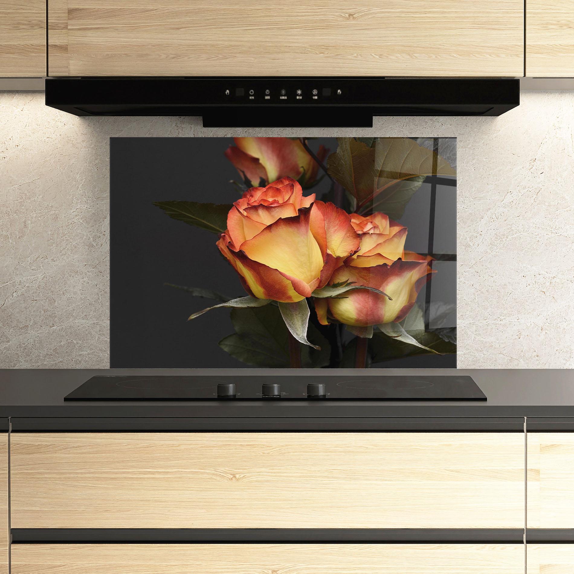 Konyhai üveg hátfal Orange Rose mockup 3