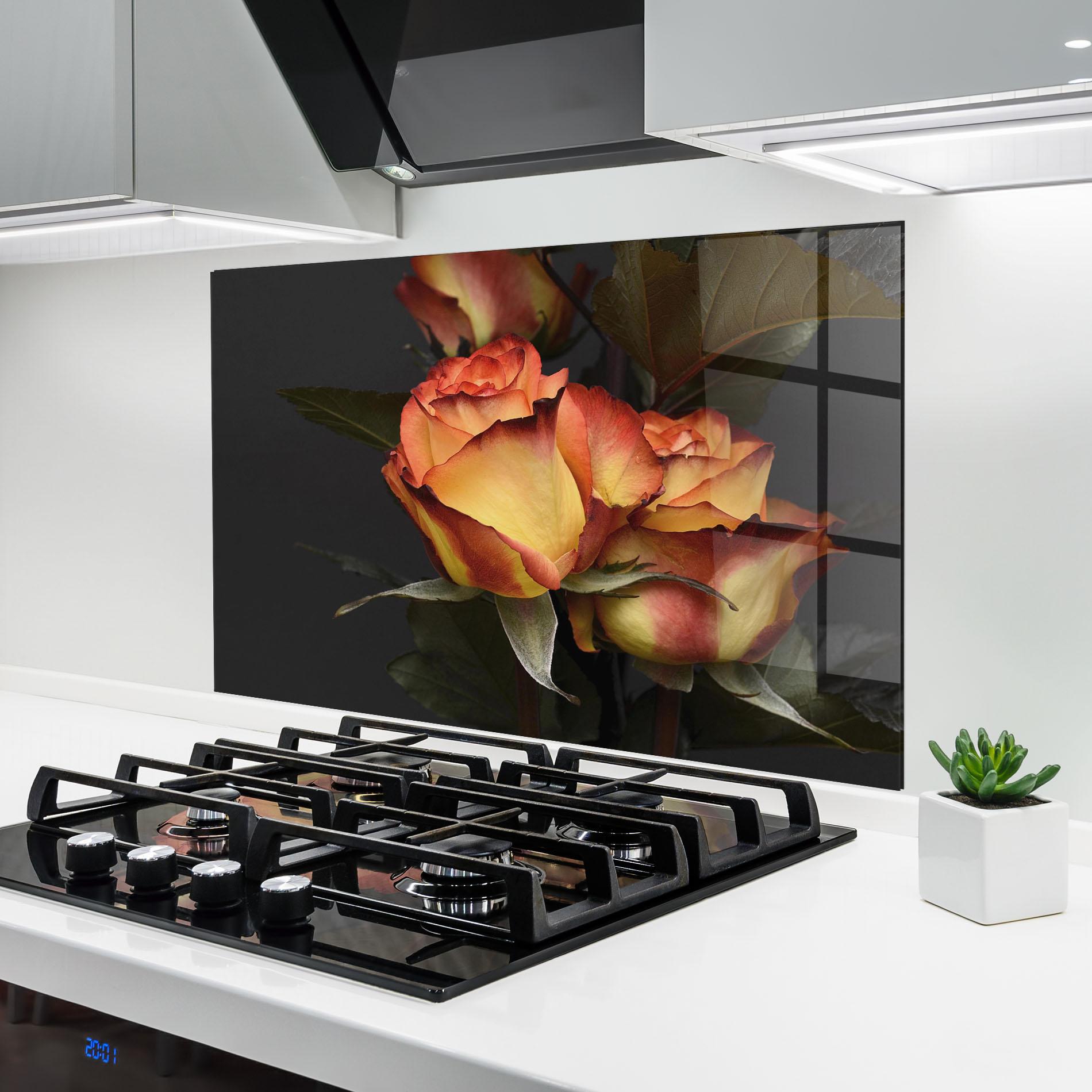 Konyhai üveg hátfal Orange Rose mockup 6