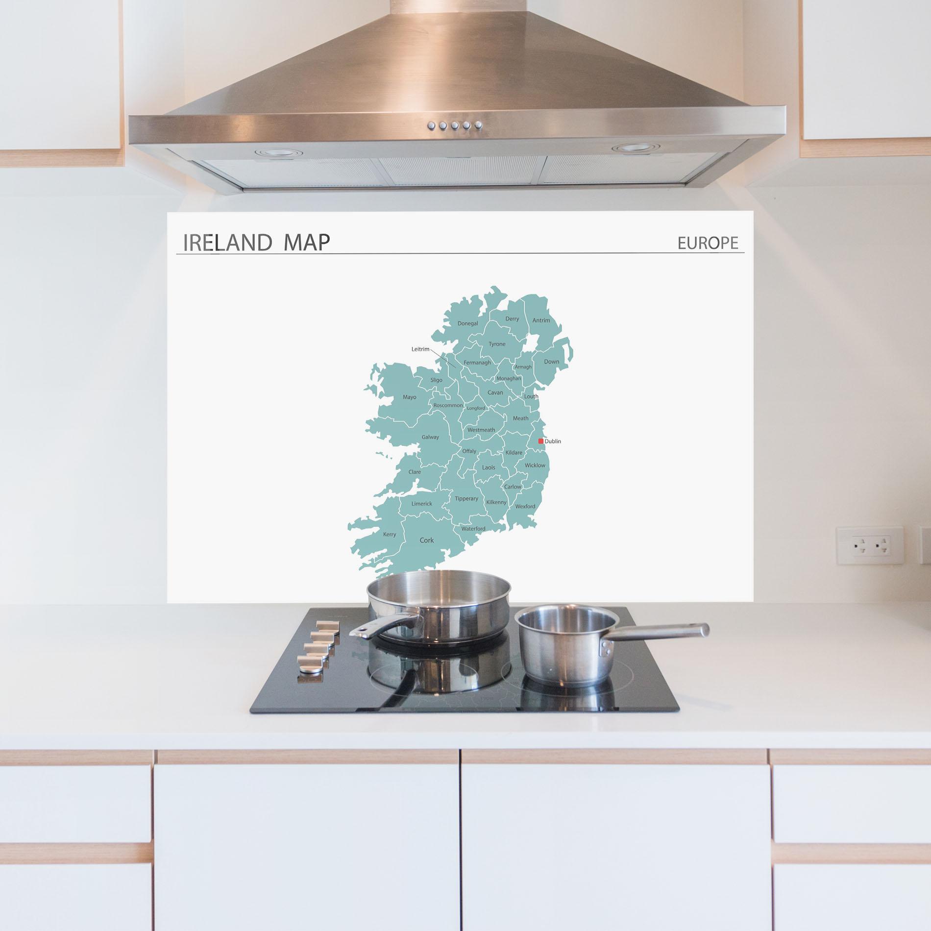 Konyhai üveg hátfal Ireland Map mockup 5