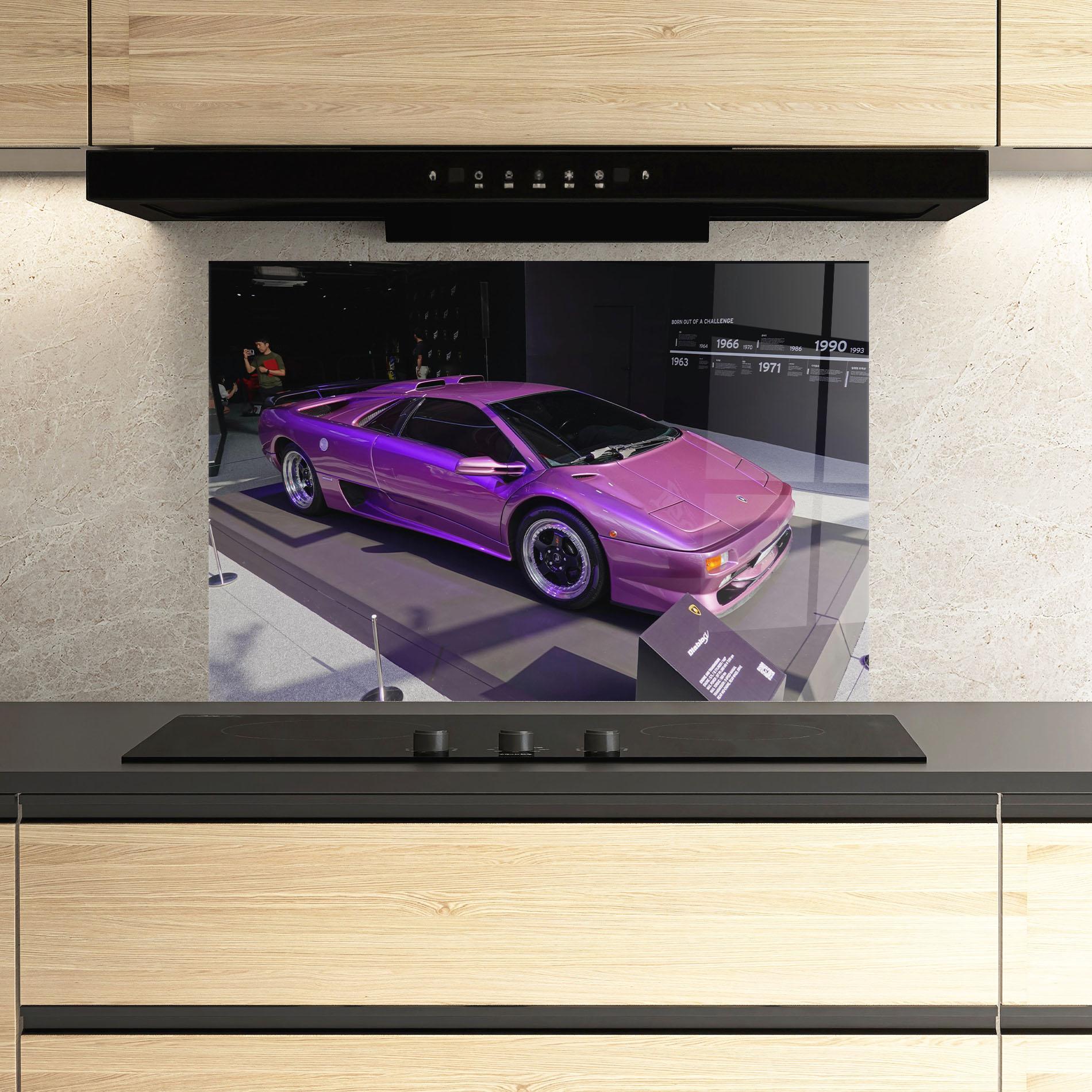 Konyhai üveg hátfal Purple Lambo mockup 3
