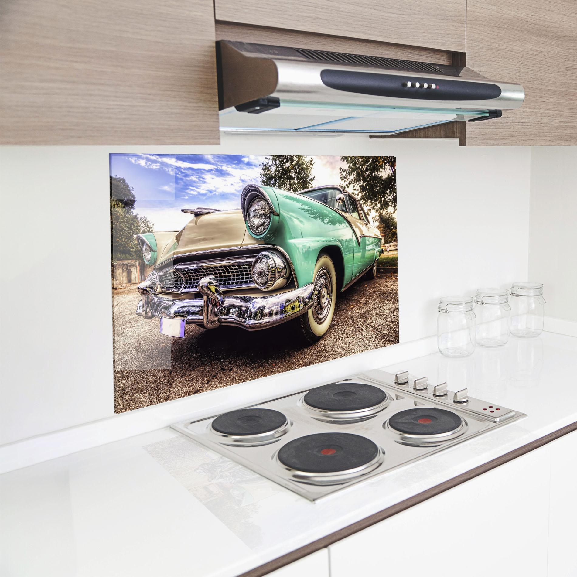 Konyhai üveg hátfal Green Vintage Car mockup 8
