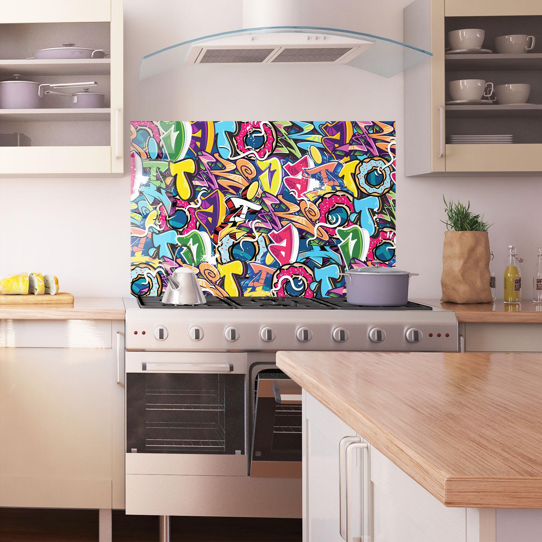 Konyhai üveg hátfal Graffiti Letters mockup 1