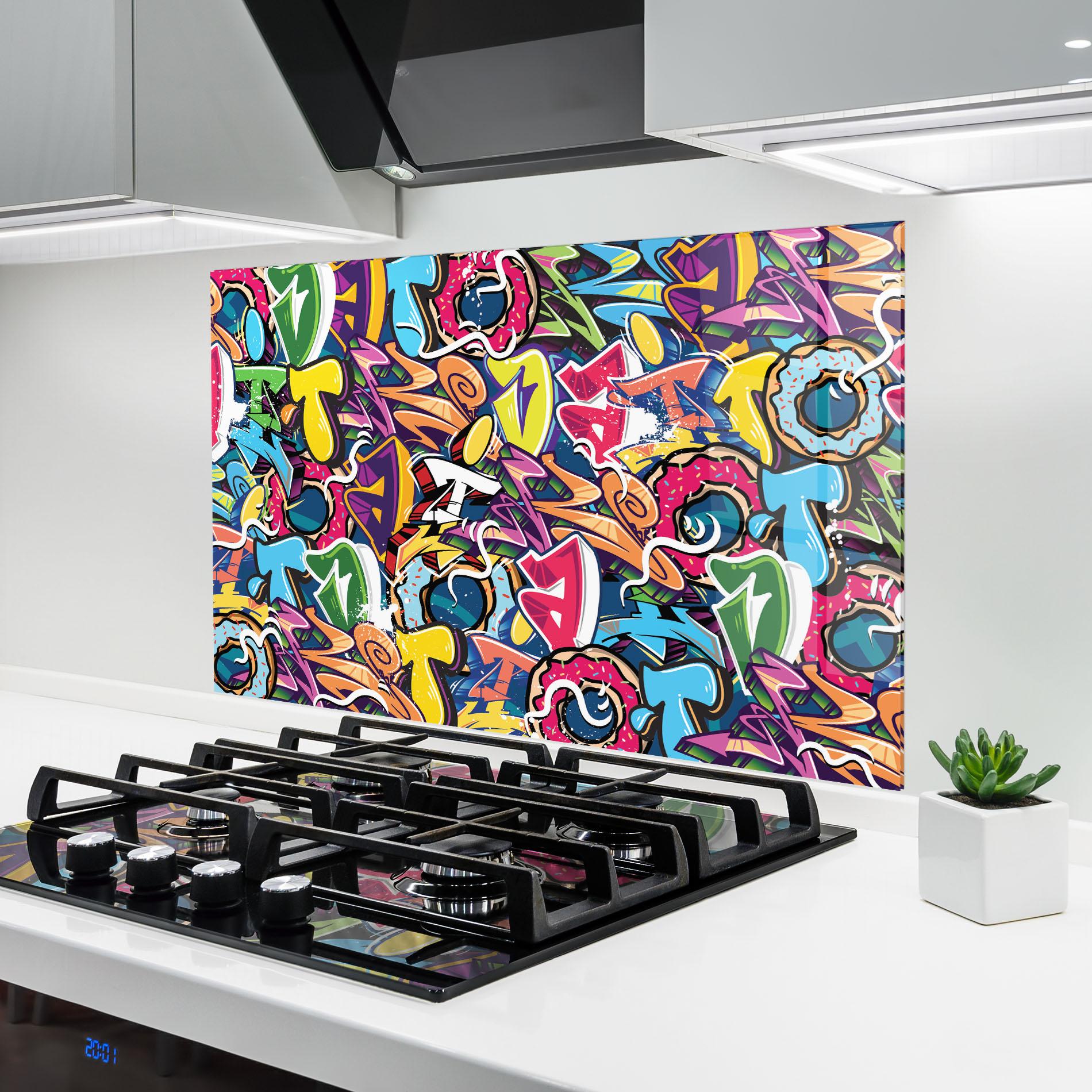 Konyhai üveg hátfal Graffiti Letters mockup 6