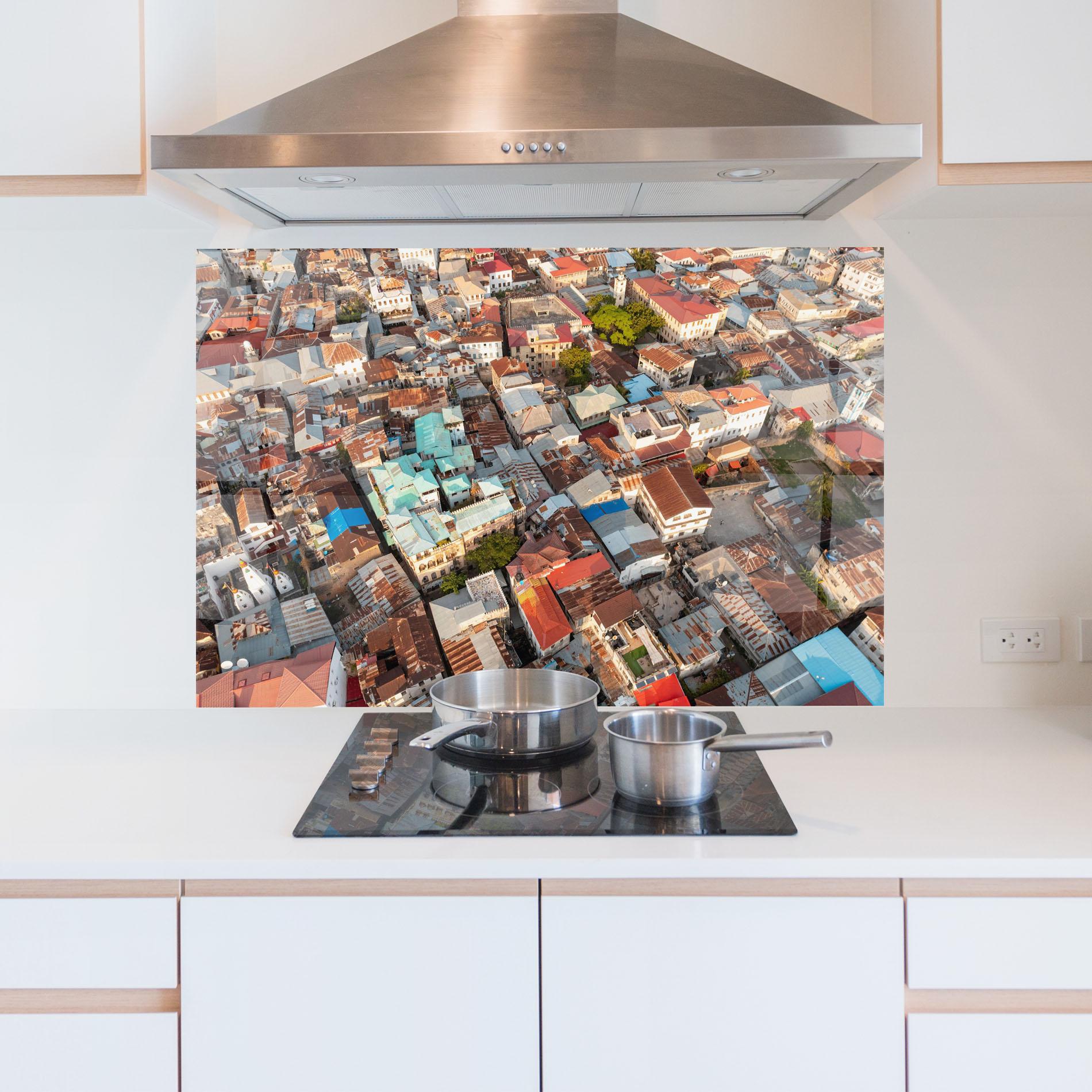 Konyhai üveg hátfal Island Tanzania Buildings mockup 5